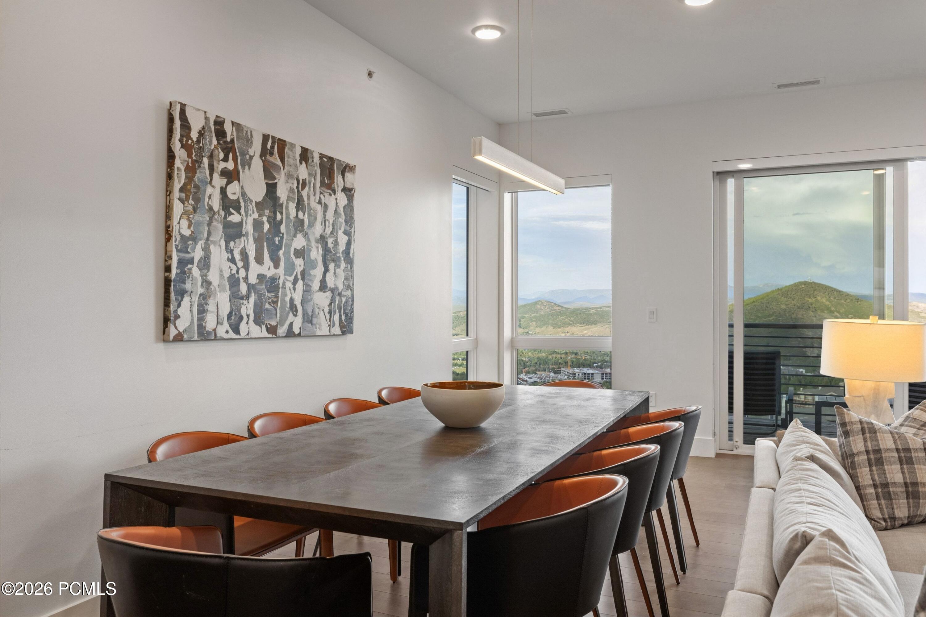 2752 W High Mountain Road 306