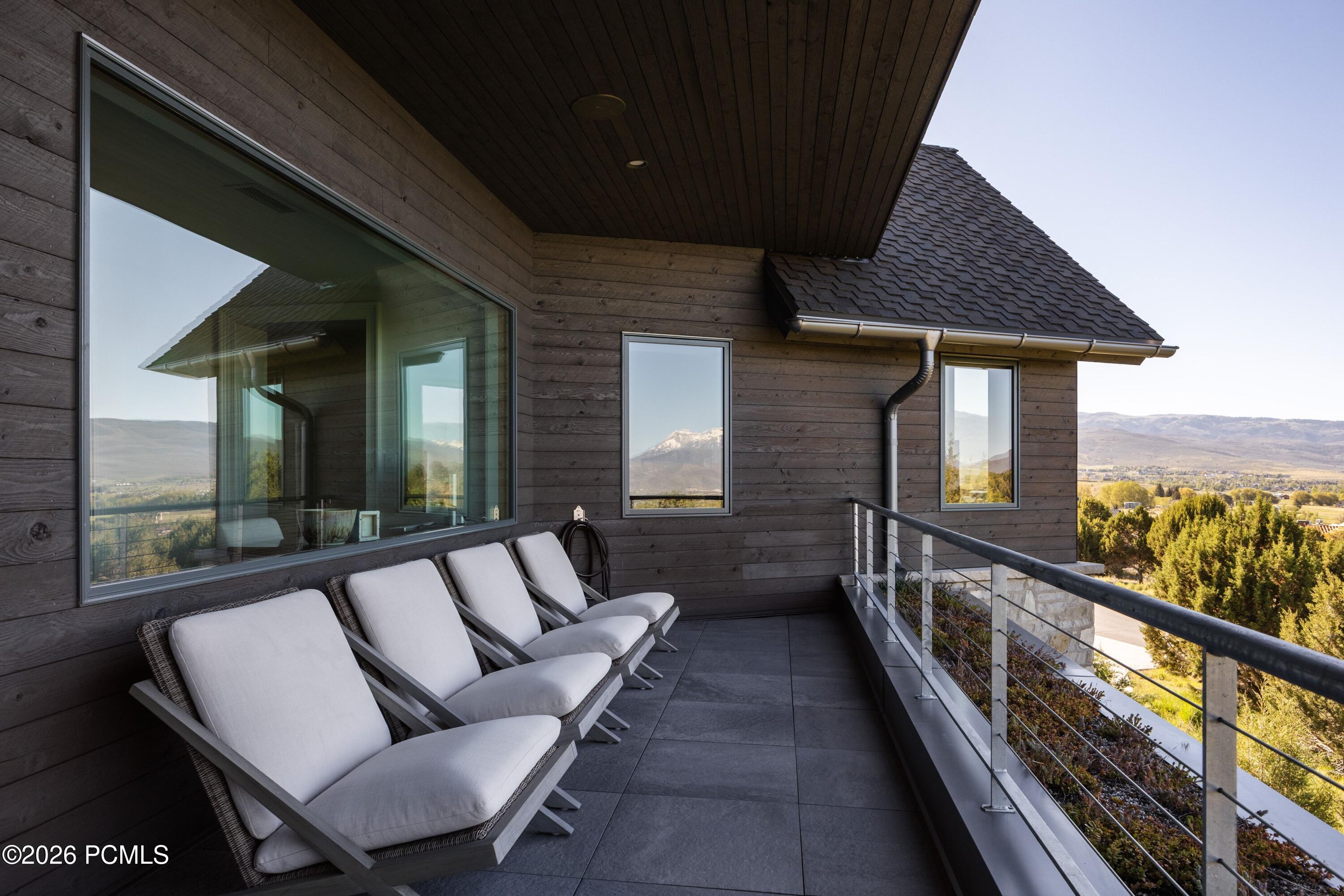 3125 E Horse Mountain Circle