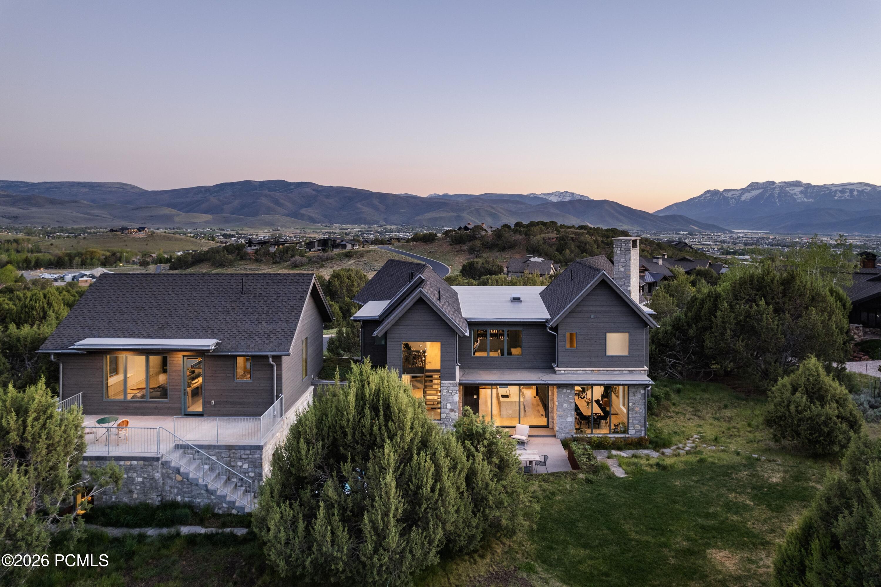 3125 E Horse Mountain Circle