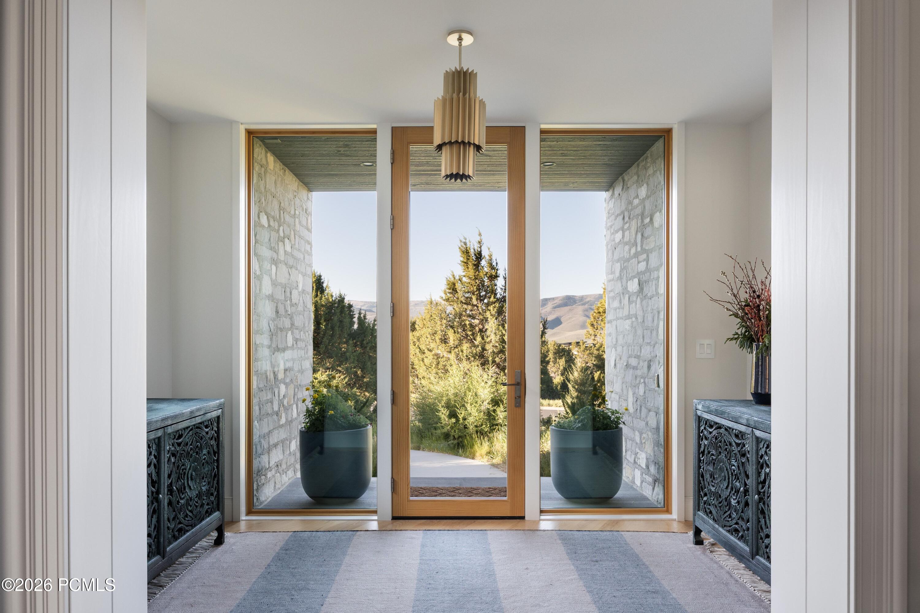 3125 E Horse Mountain Circle