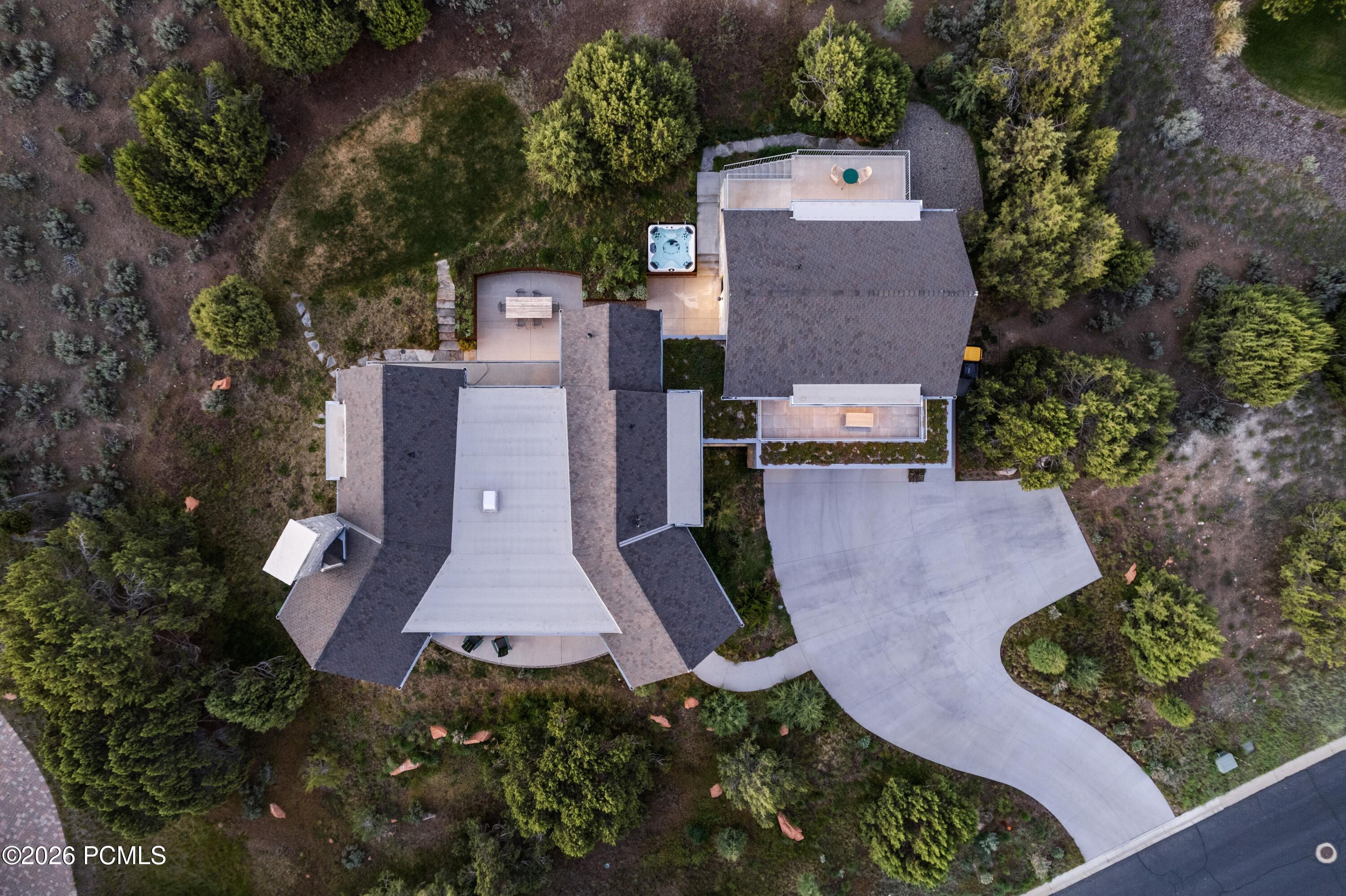 3125 E Horse Mountain Circle