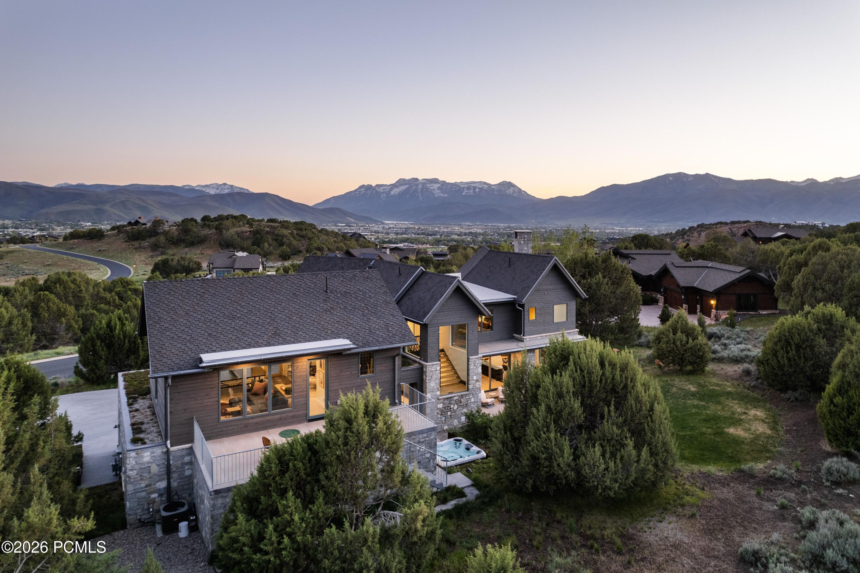 3125 E Horse Mountain Circle