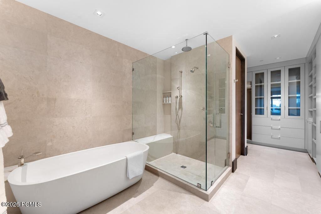 8680 Empire Club Drive 13