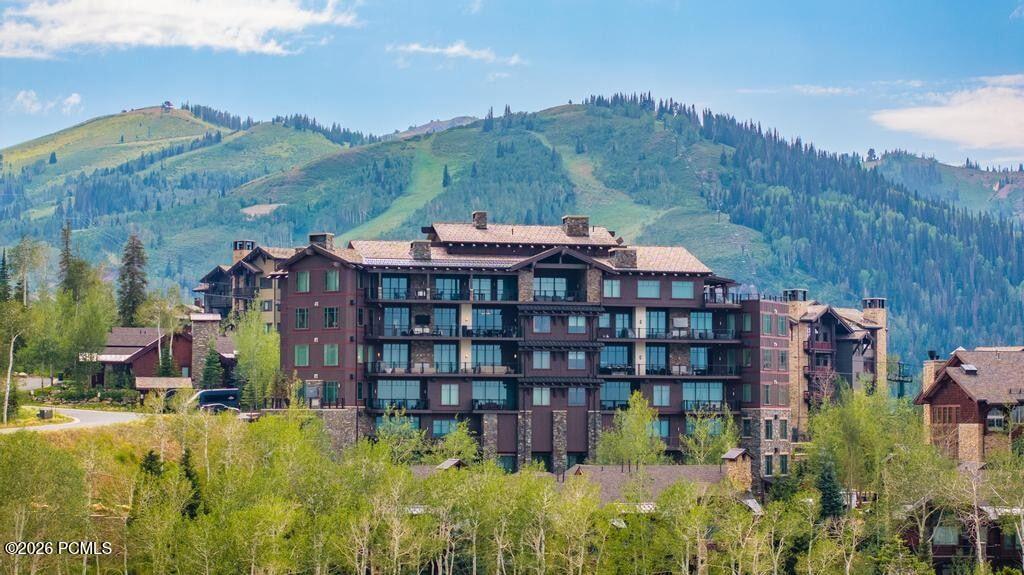 8680 Empire Club Drive 13