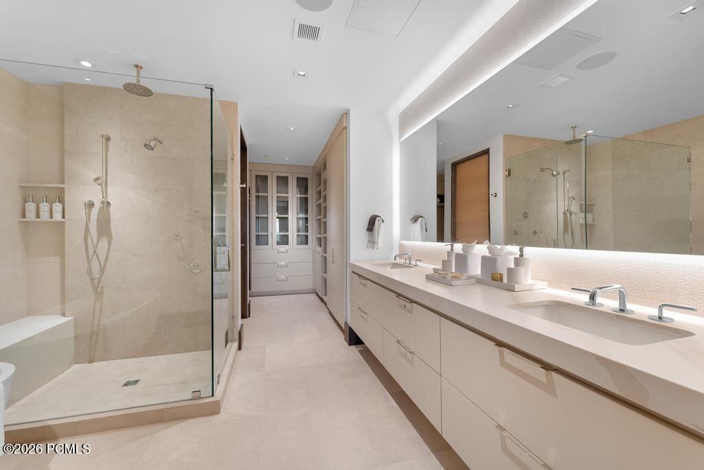 8680 Empire Club Drive 13