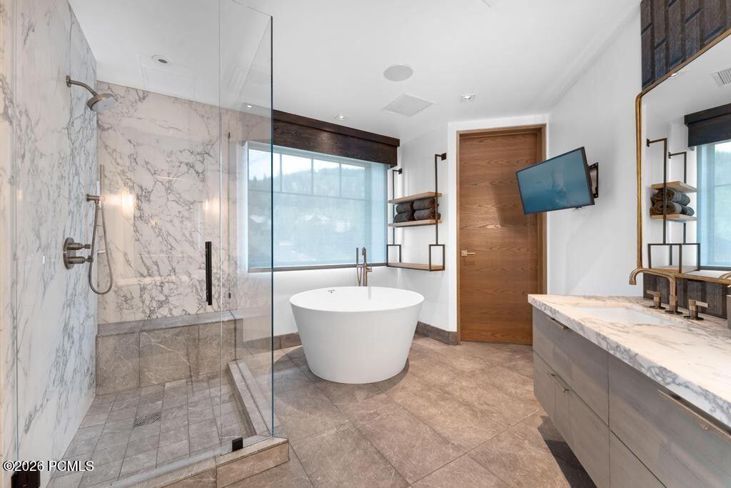 8680 Empire Club Drive 13