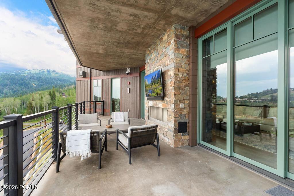 8680 Empire Club Drive 13