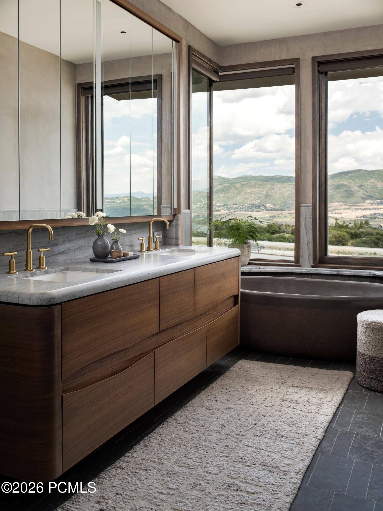 10102 N Drommen Court