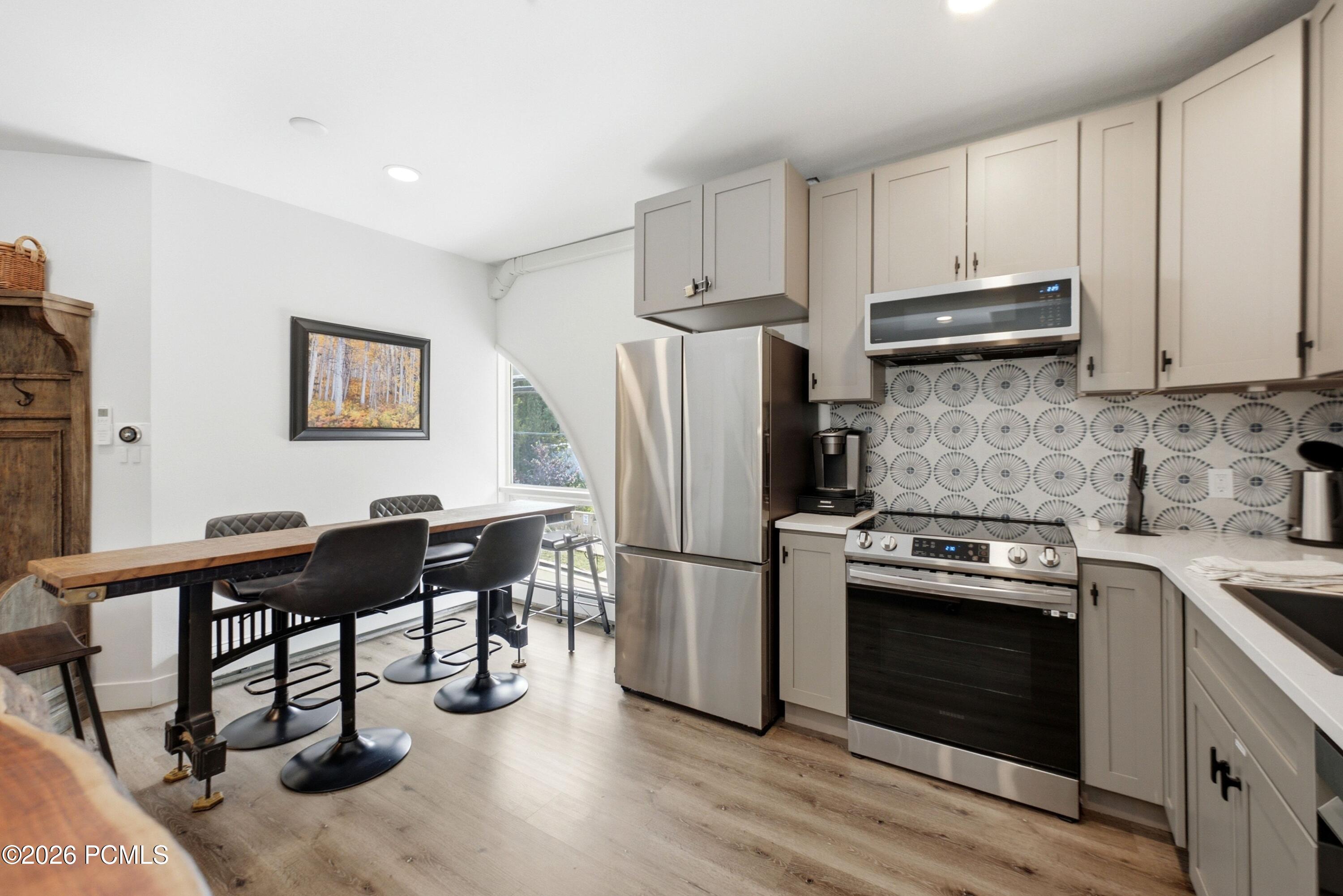 424 Park Avenue C
