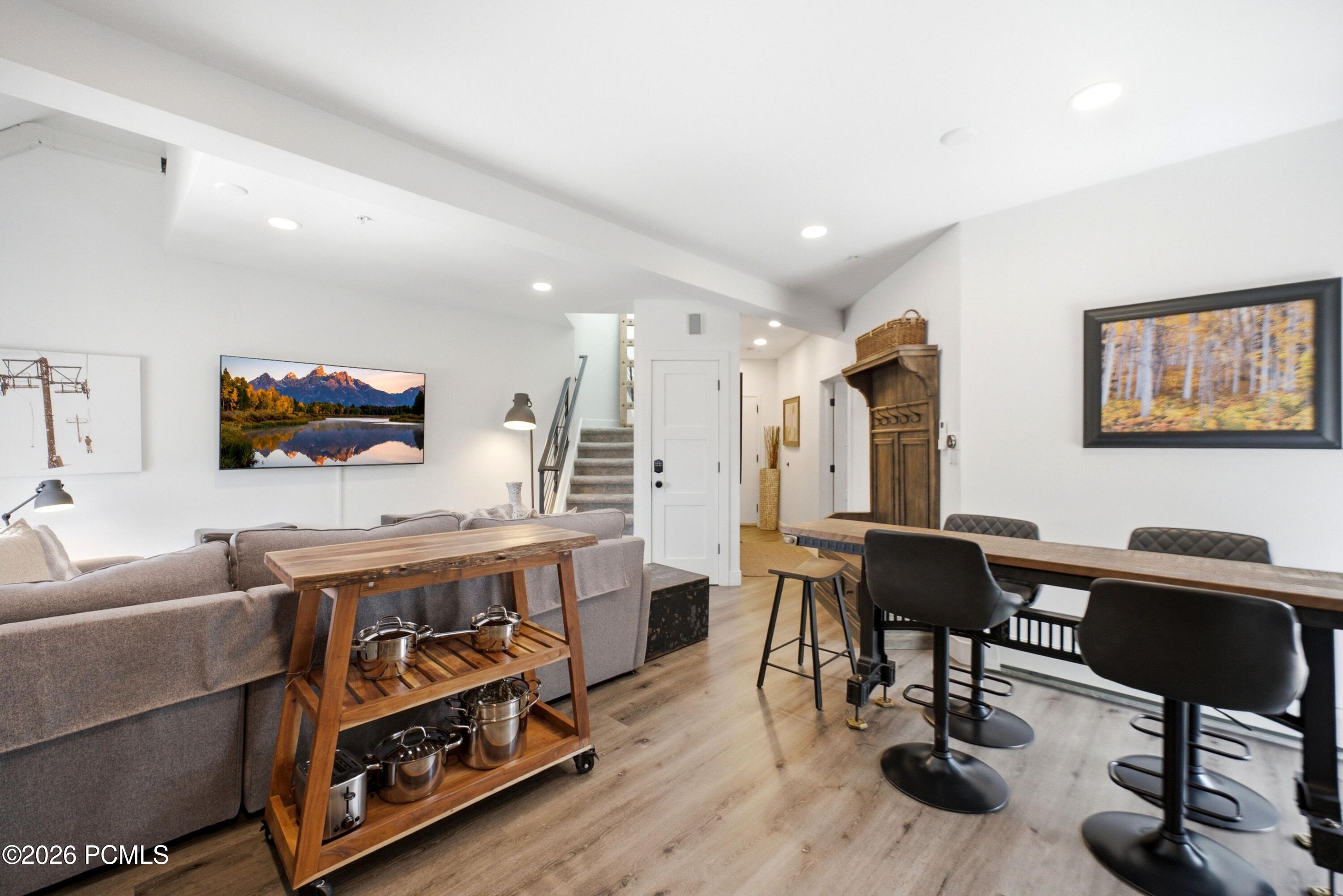 424 Park Avenue C