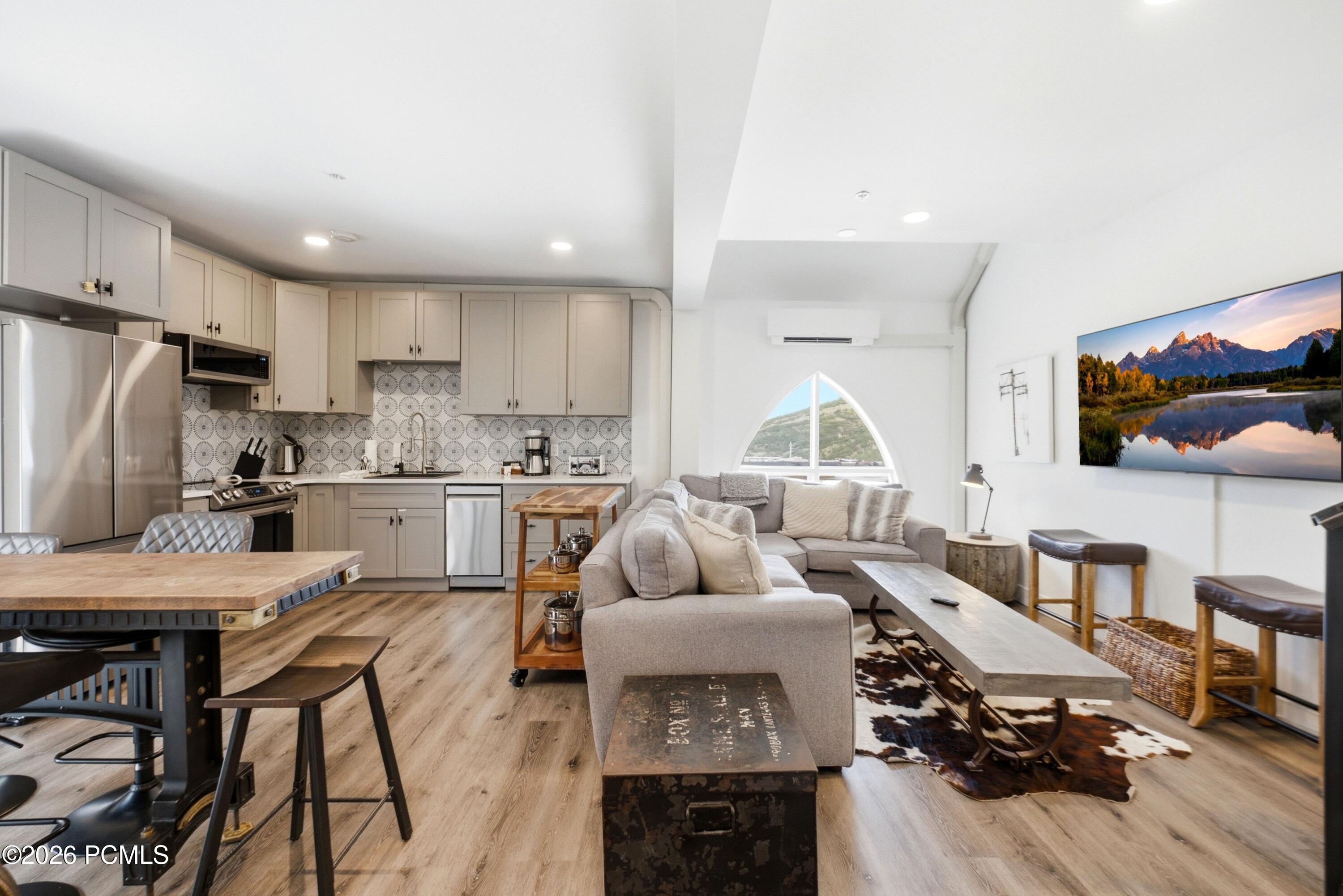 424 Park Avenue C