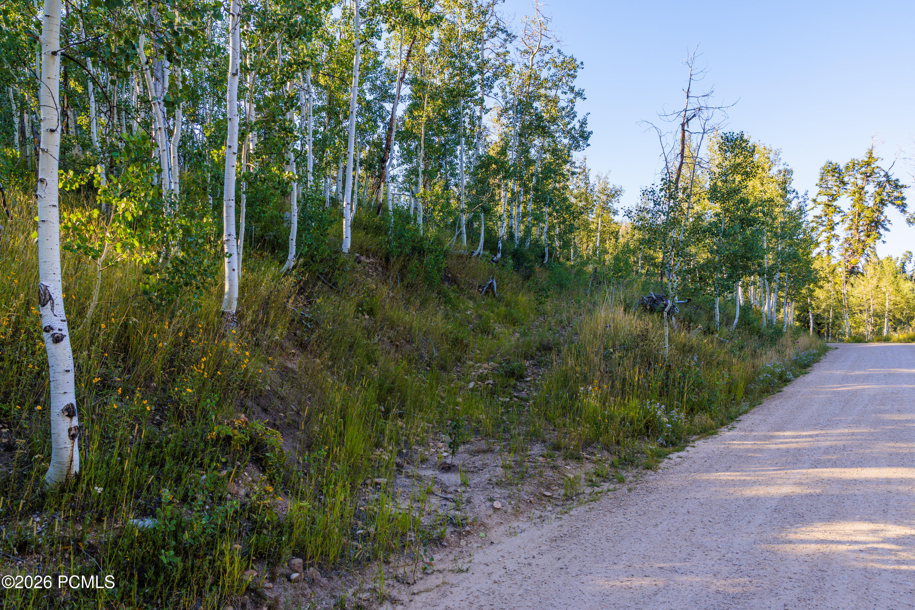 2070 Uintah View Drive Pi-G-50