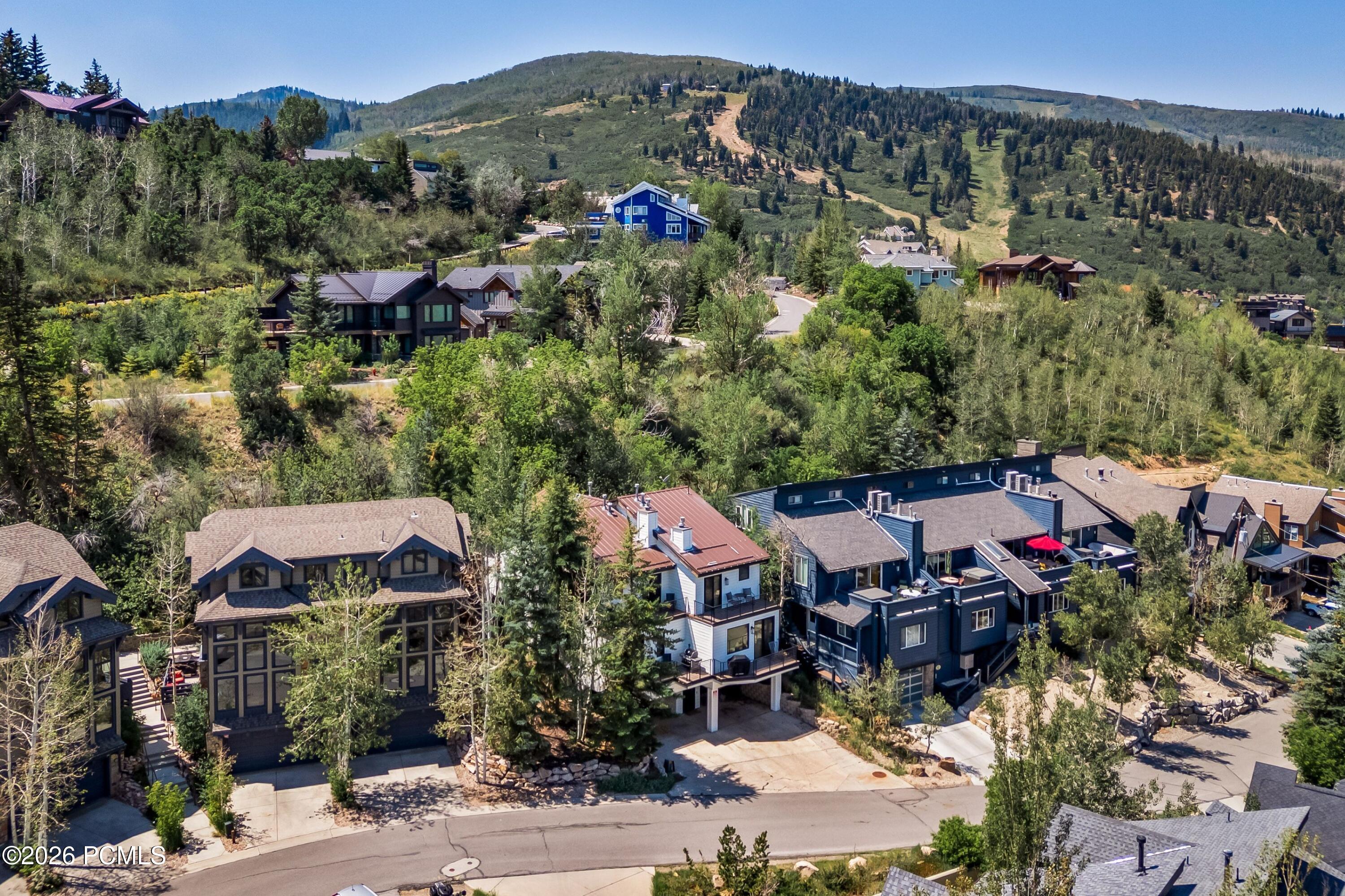 556 Deer Valley Loop Road B