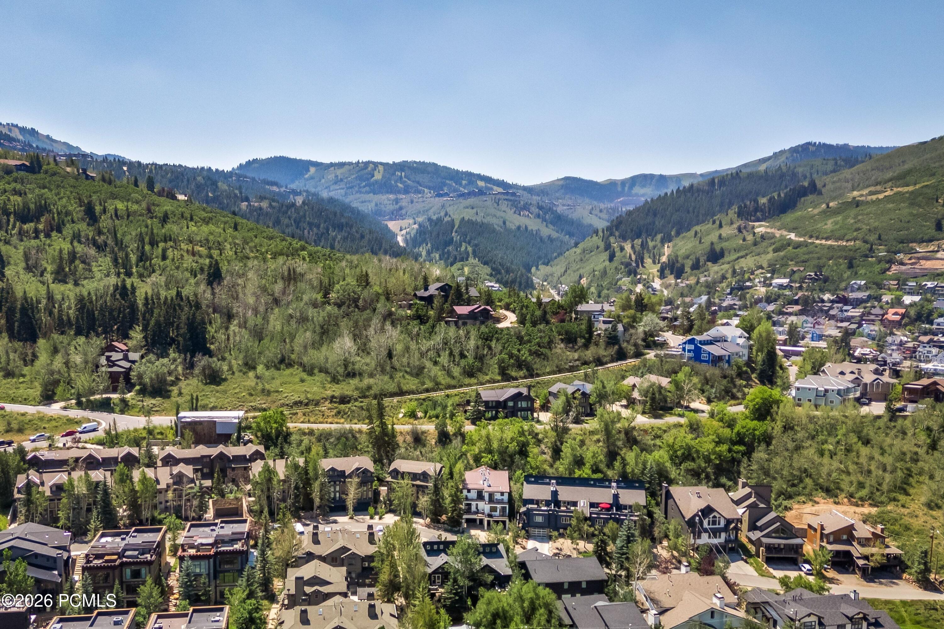 556 Deer Valley Loop Road B