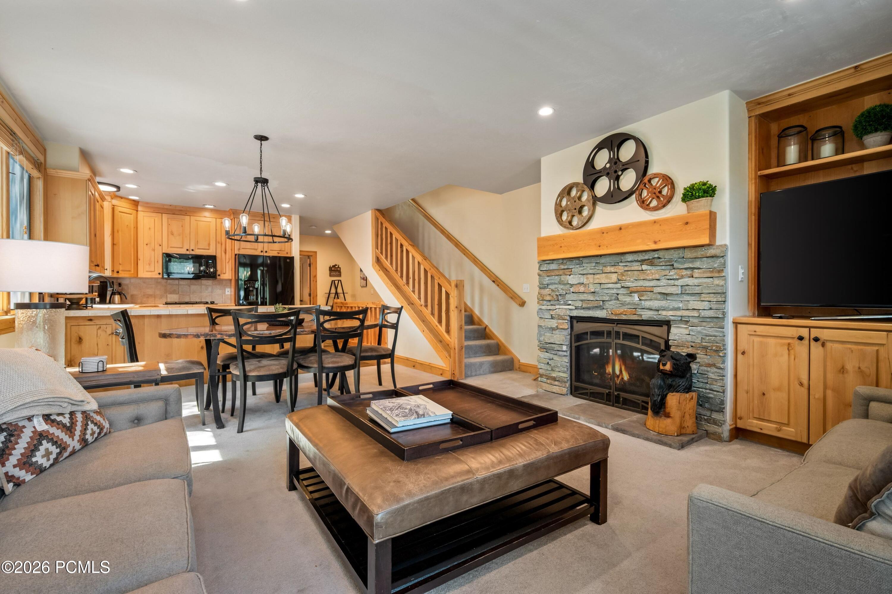 556 Deer Valley Loop Road B