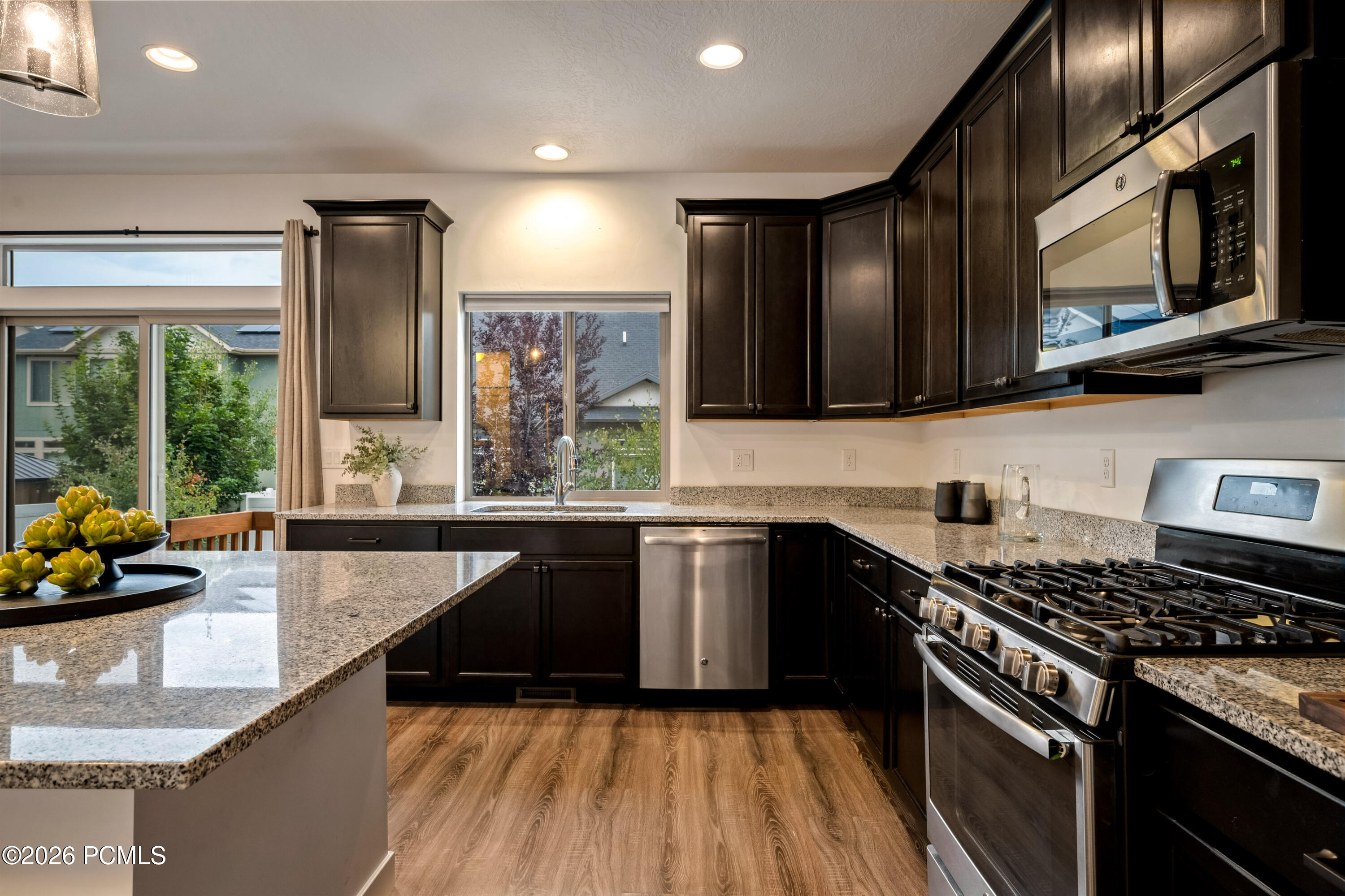 432 W Meadow Walk Drive