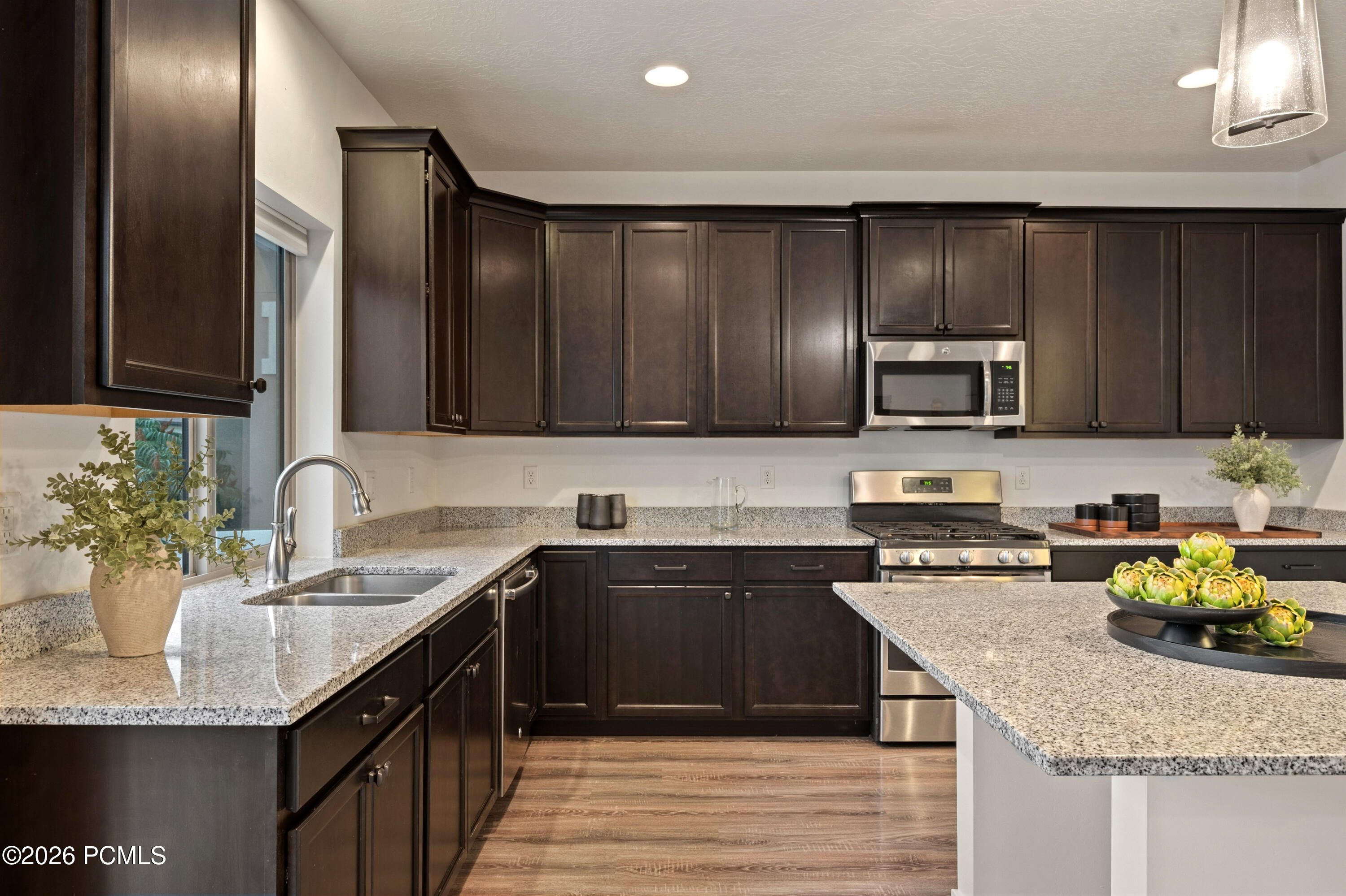 432 W Meadow Walk Drive
