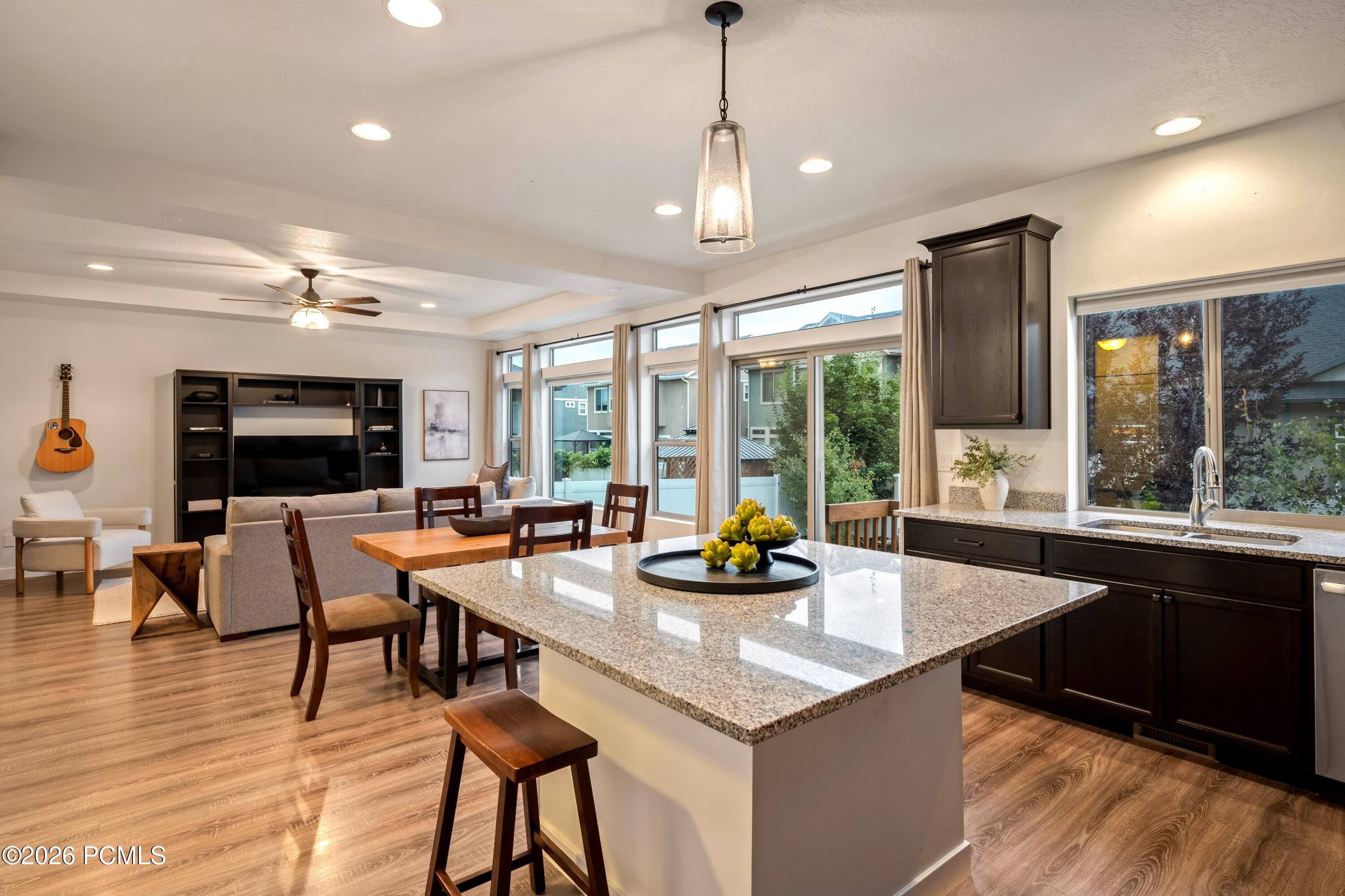 432 W Meadow Walk Drive