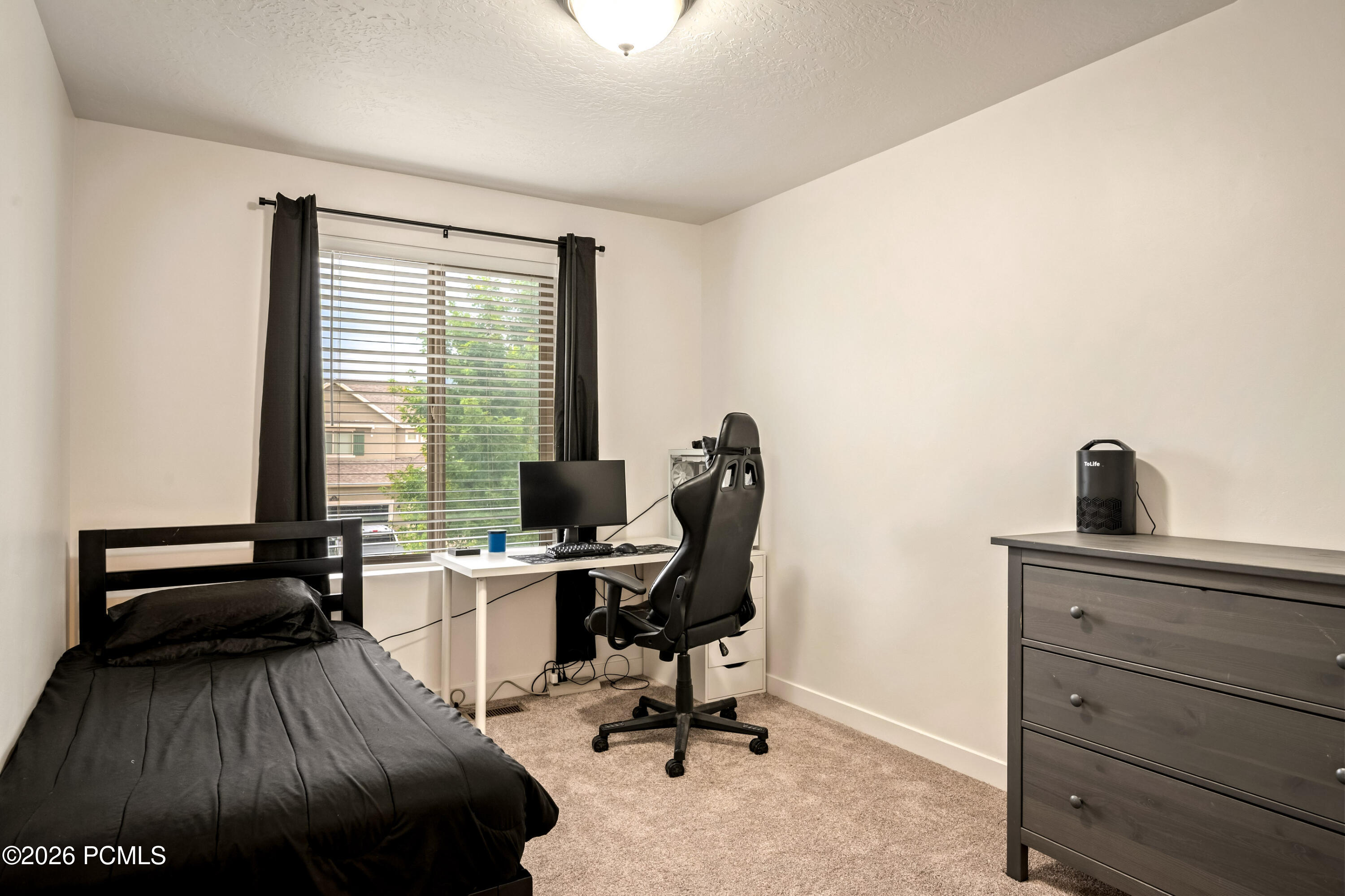 432 W Meadow Walk Drive