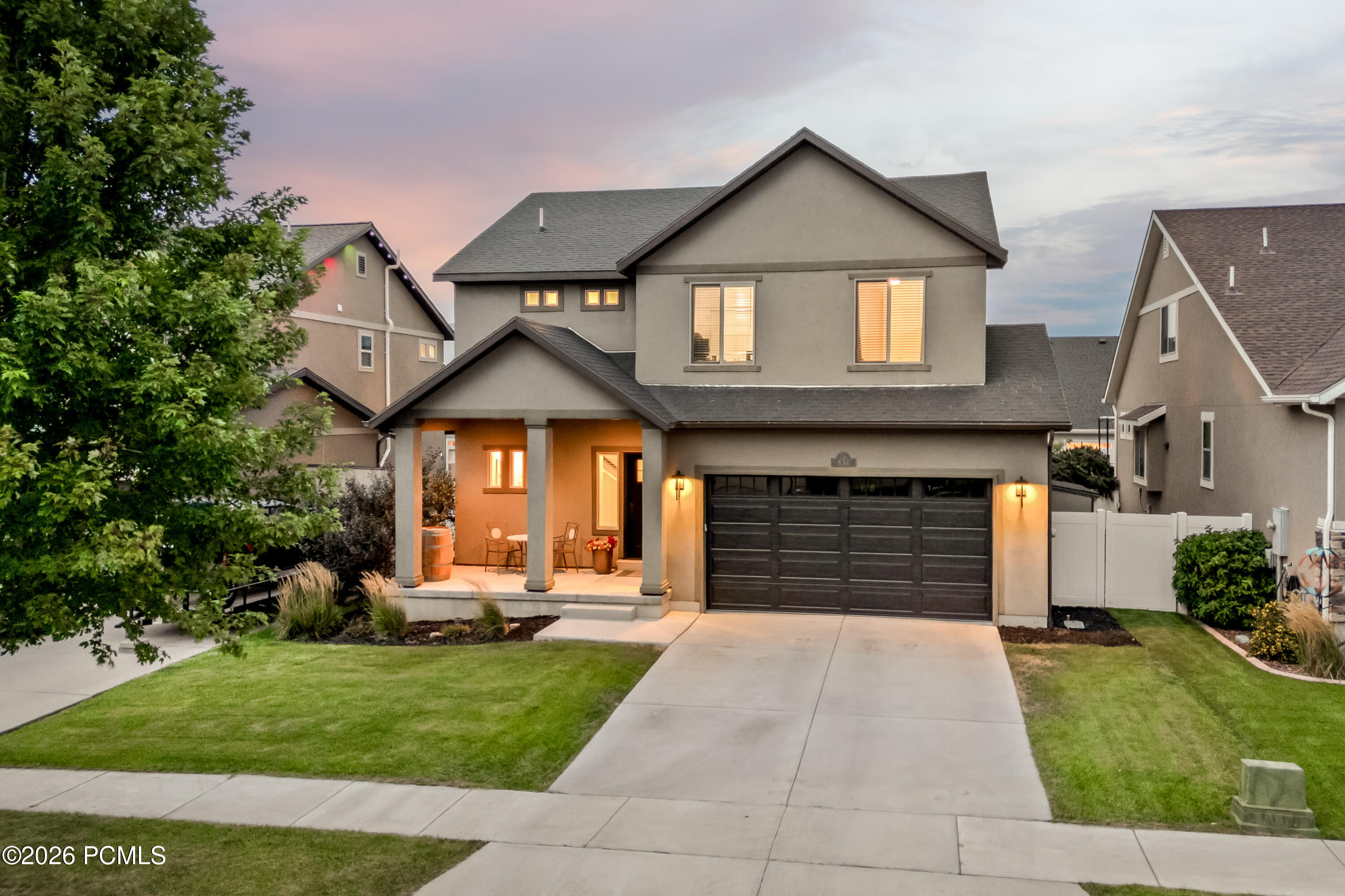 432 W Meadow Walk Drive