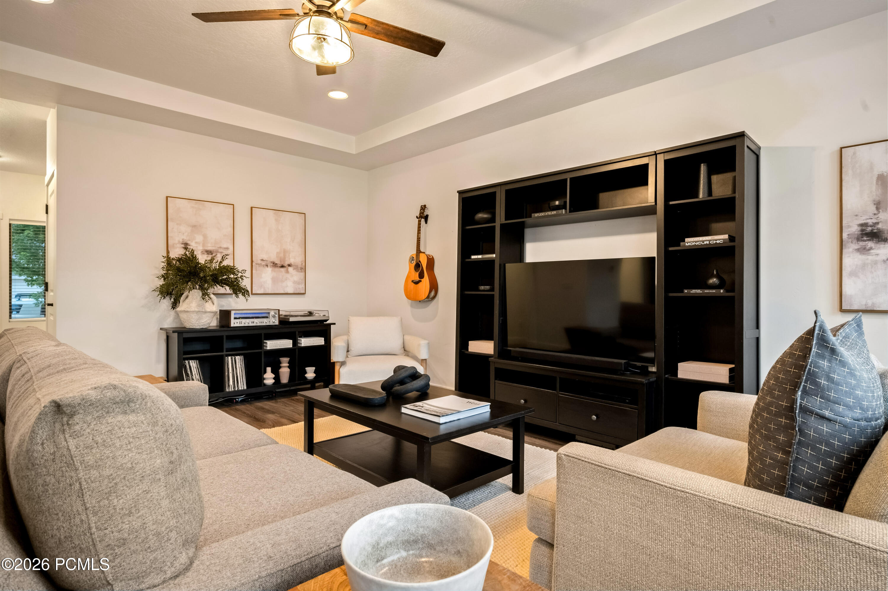 432 W Meadow Walk Drive