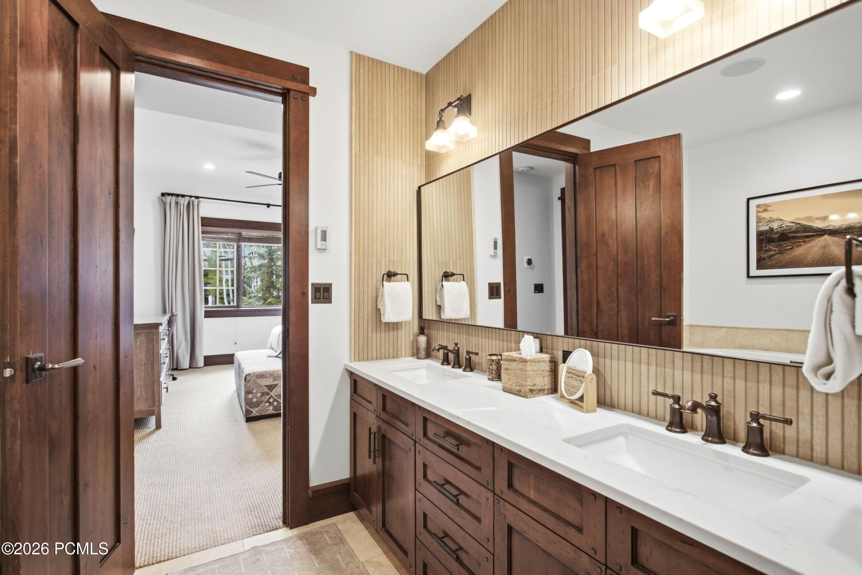 8886 Empire Club Drive 208
