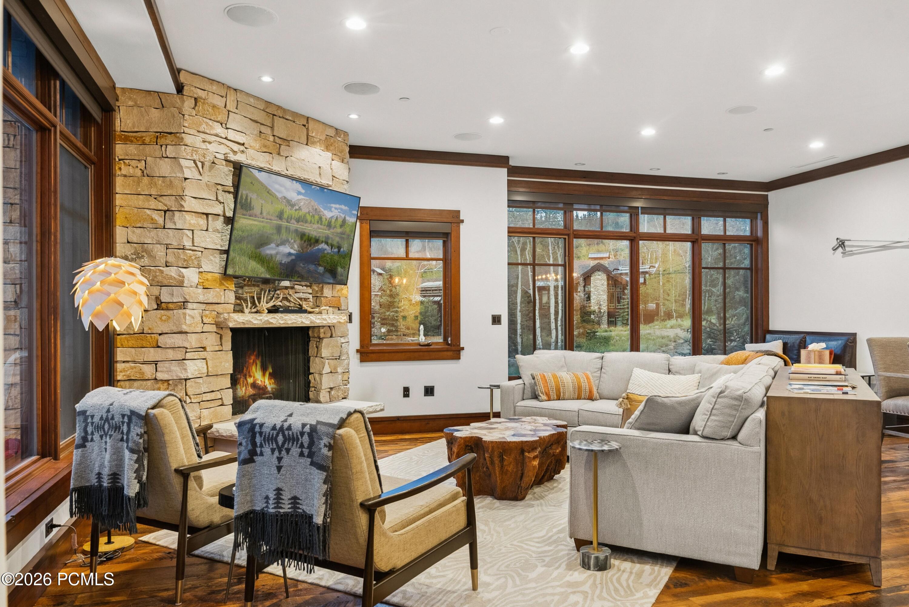 8886 Empire Club Drive 208