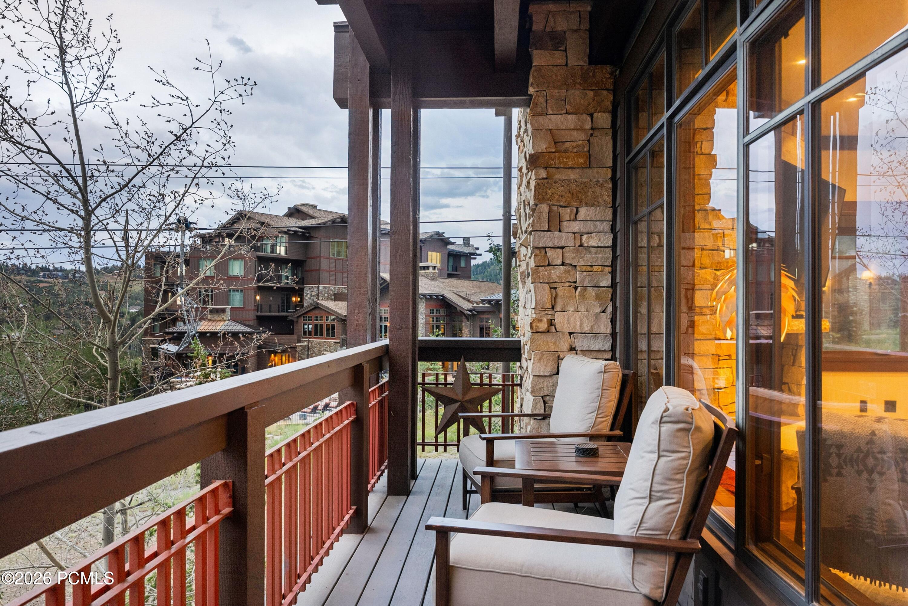 8886 Empire Club Drive 208