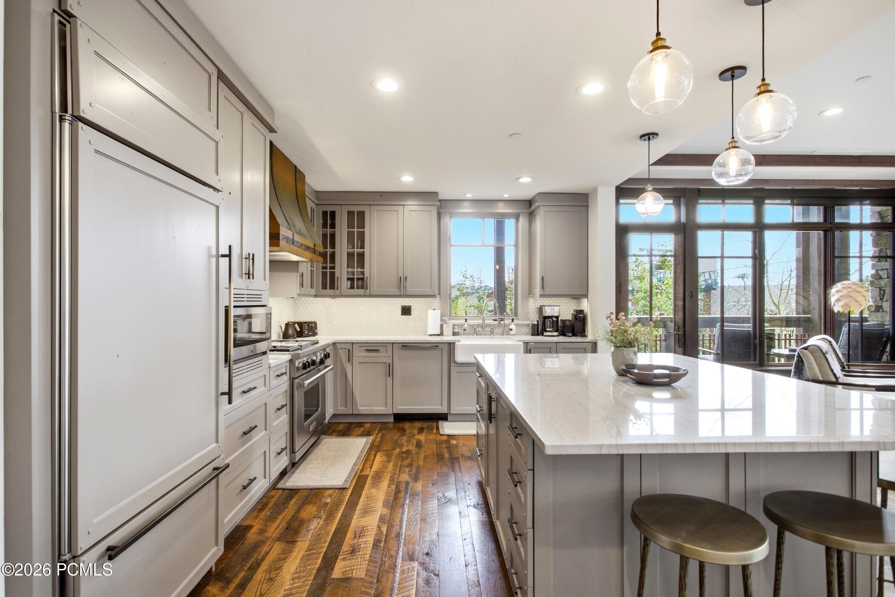 8886 Empire Club Drive 208