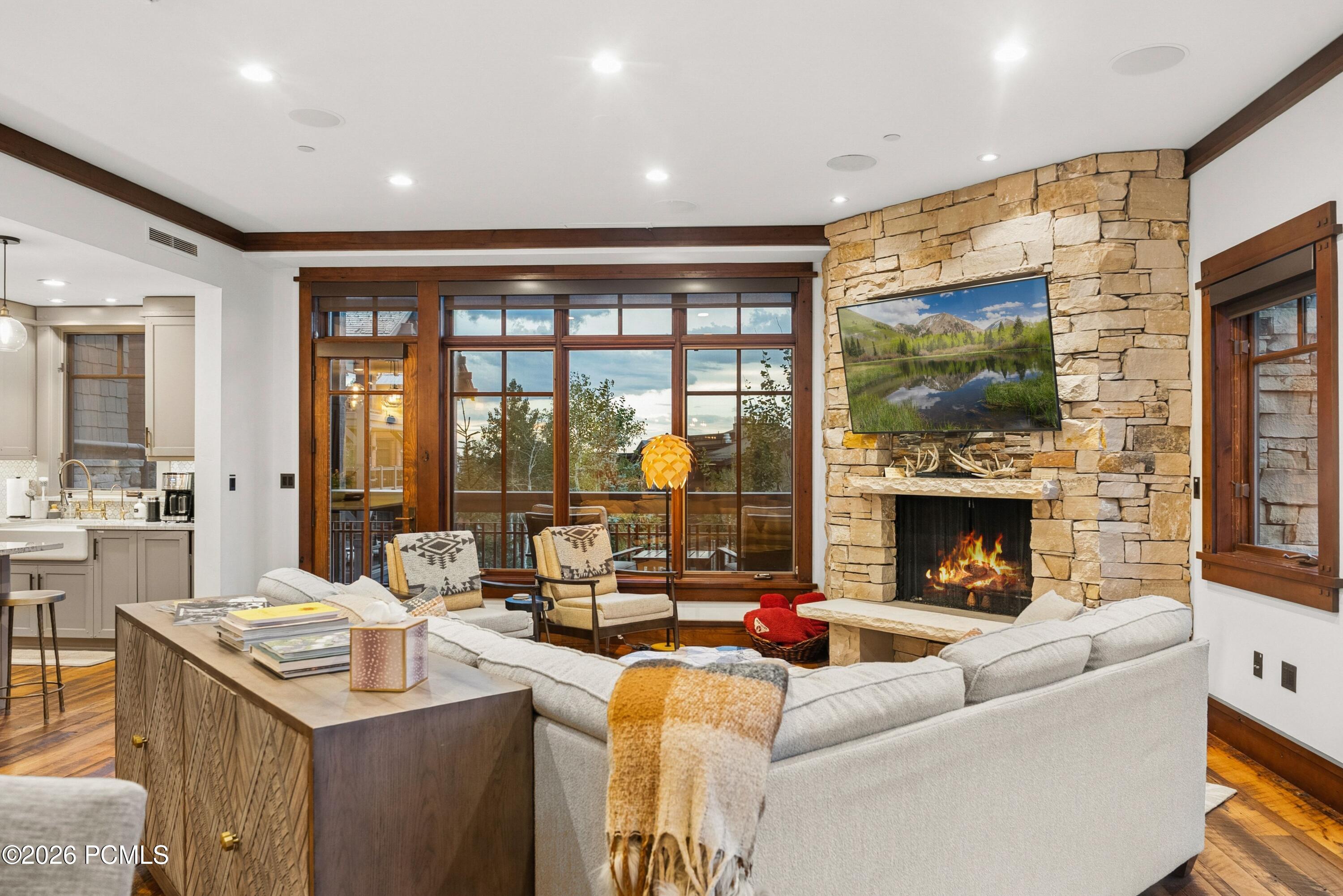 8886 Empire Club Drive 208