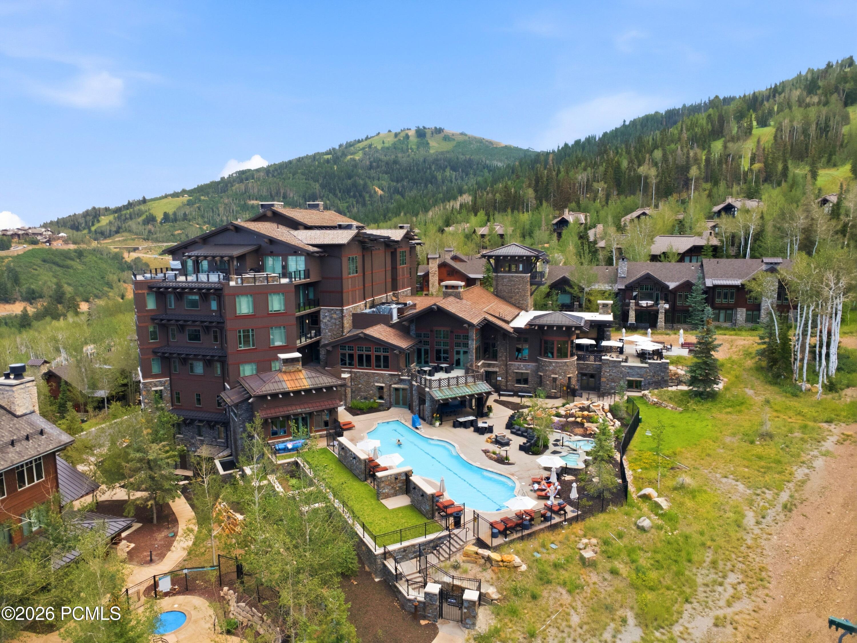 8886 Empire Club Drive 208