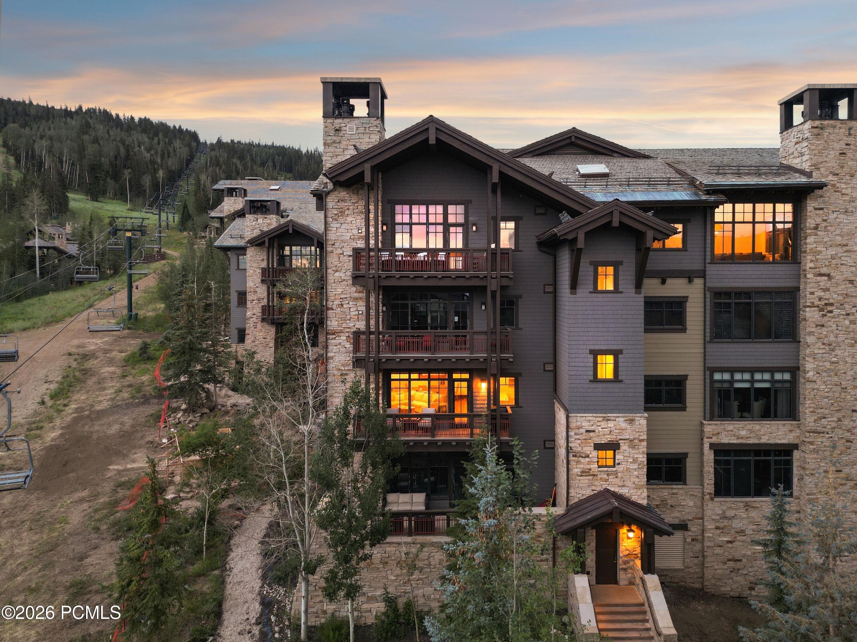 8886 Empire Club Drive 208