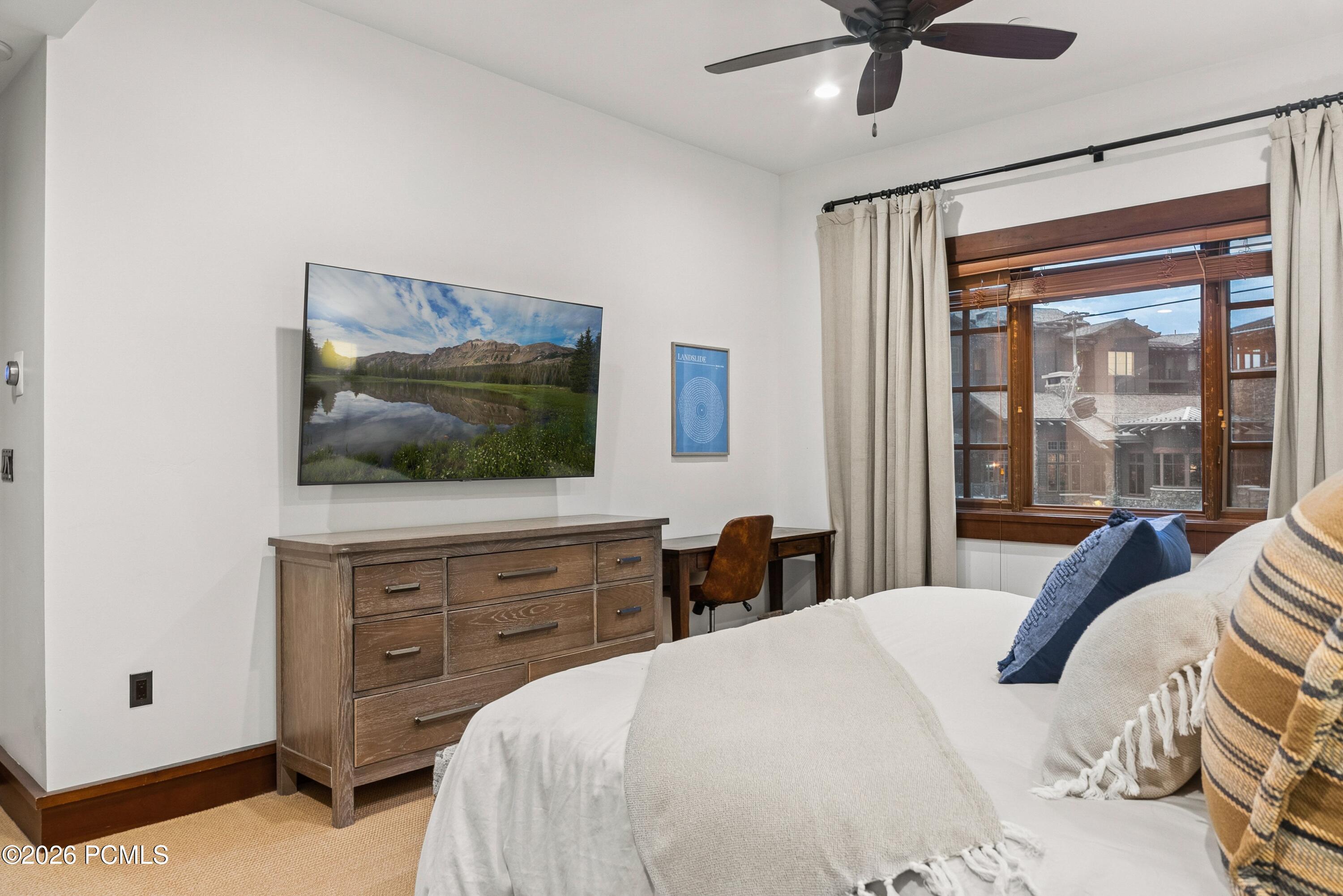 8886 Empire Club Drive 208