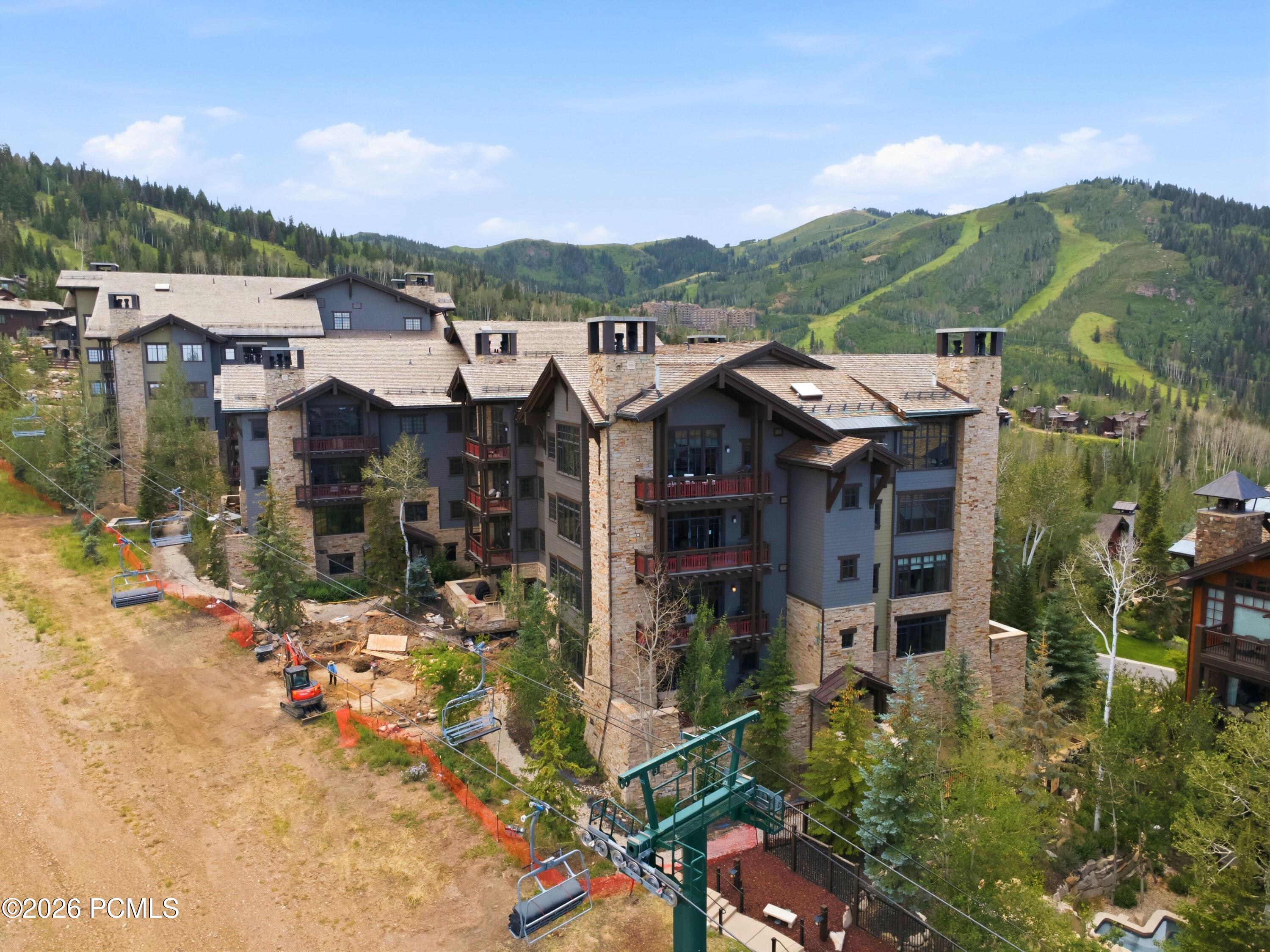 8886 Empire Club Drive 208