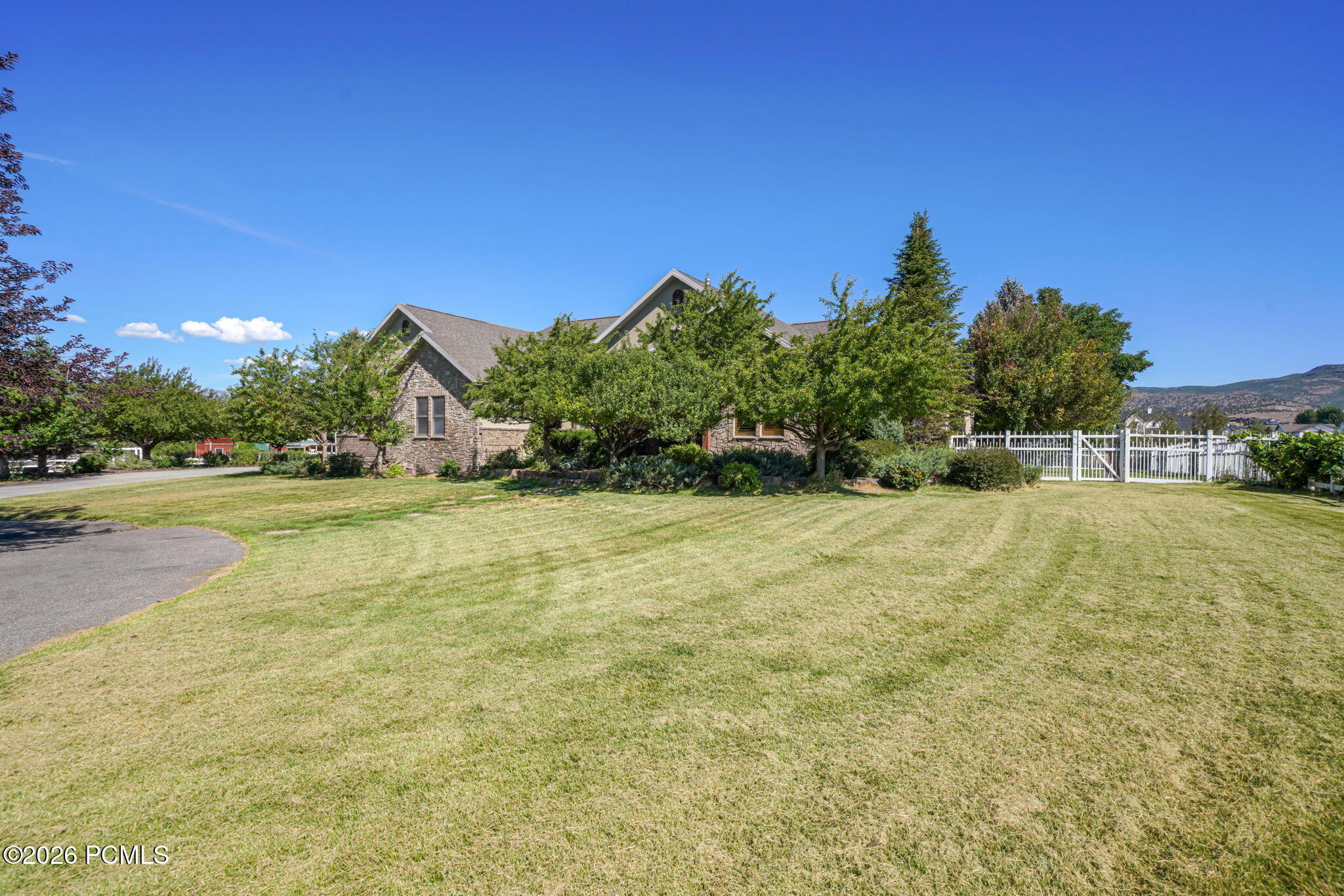 2945 Wild Mare Way