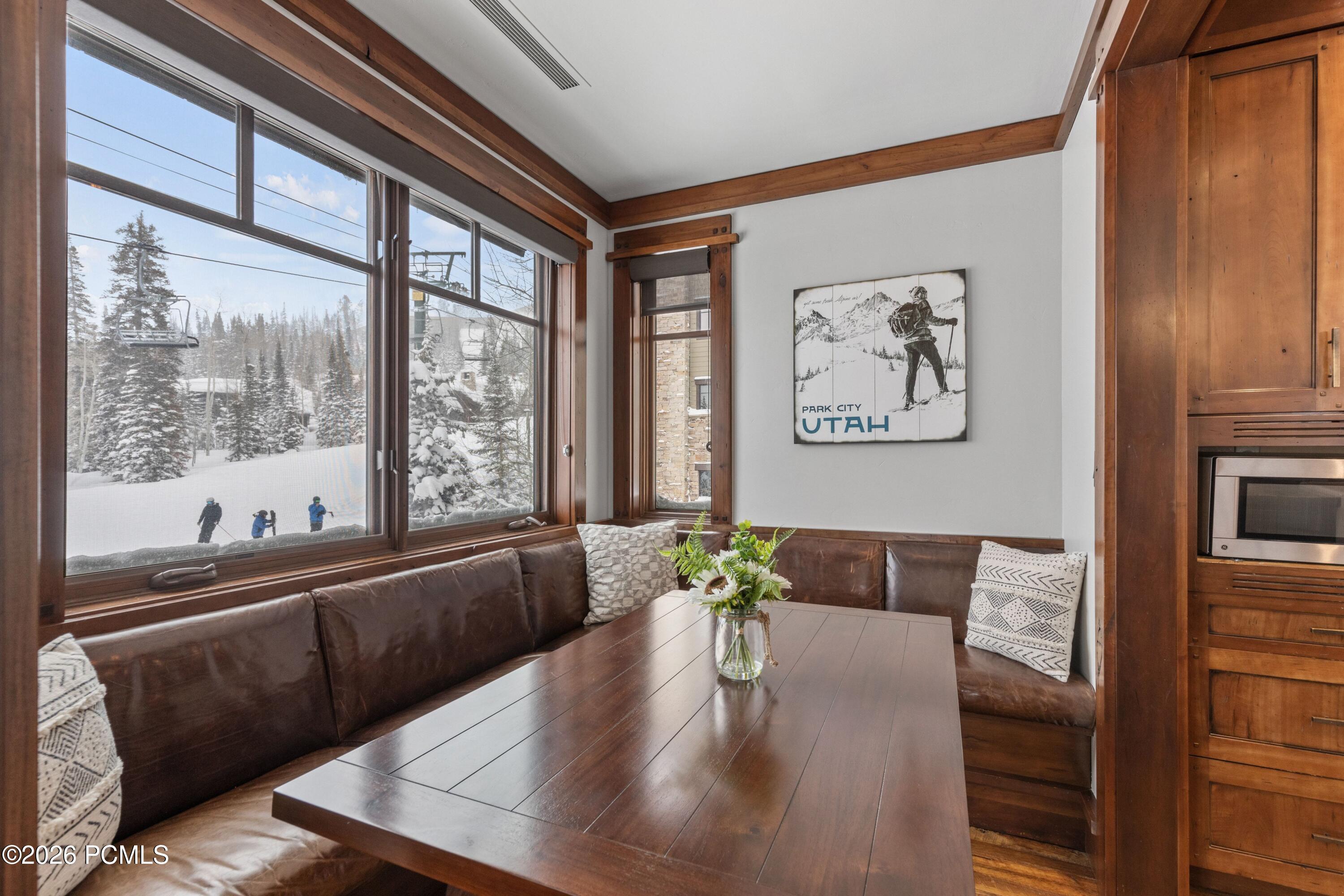 8886 Empire Club Drive 304