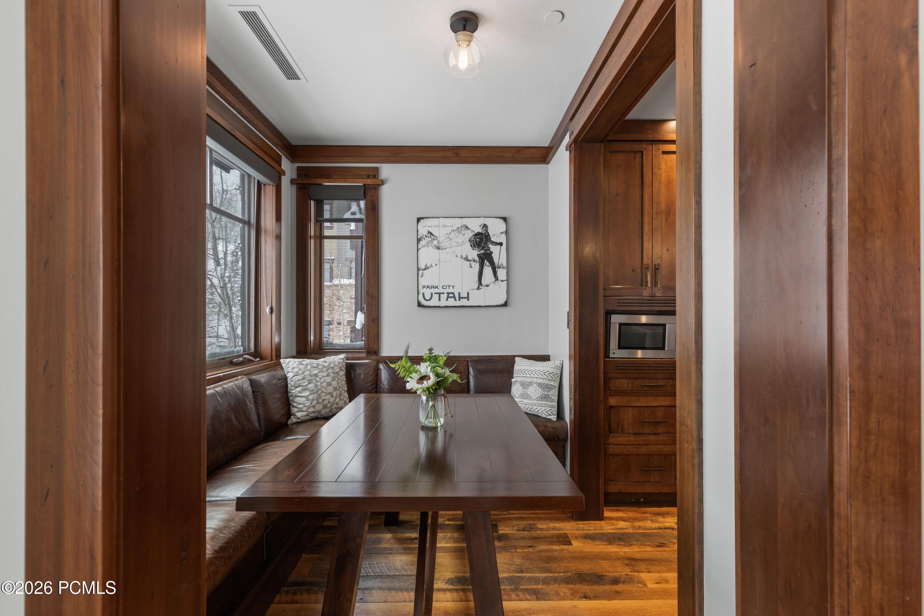 8886 Empire Club Drive 304