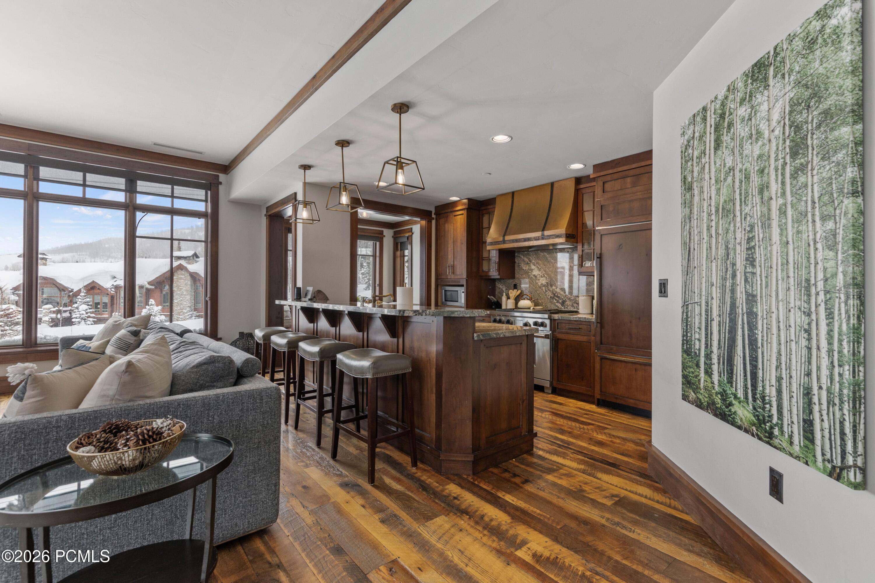 8886 Empire Club Drive 304