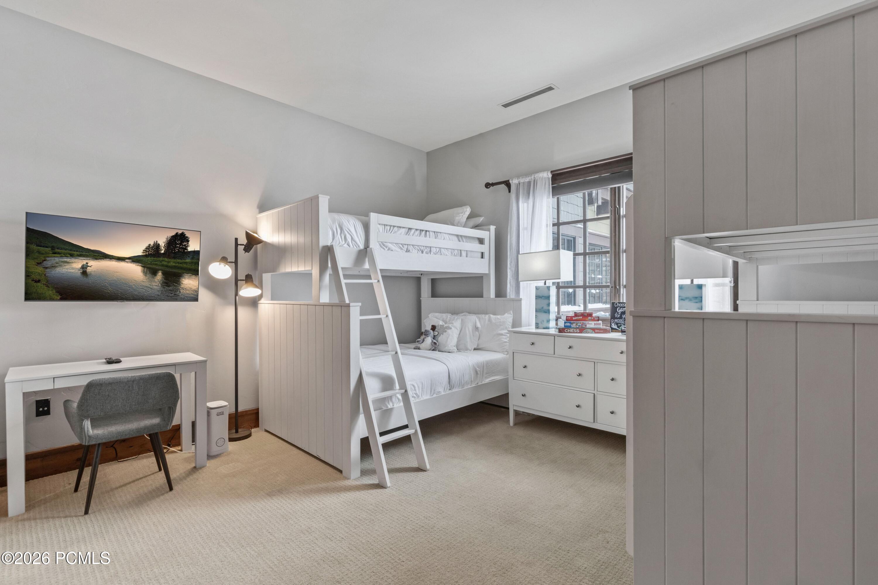 8886 Empire Club Drive 304