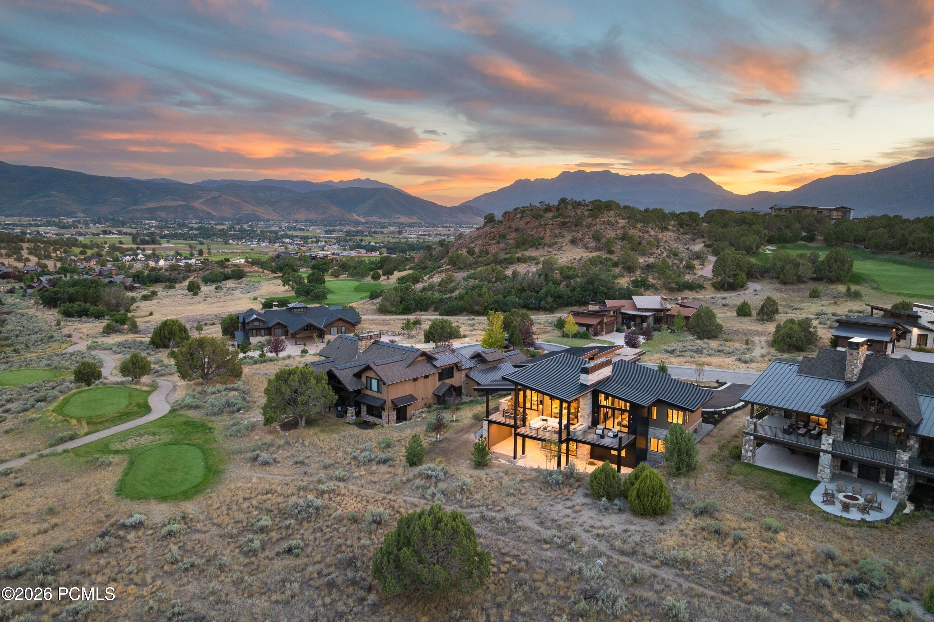 546 N Red Mountain Court