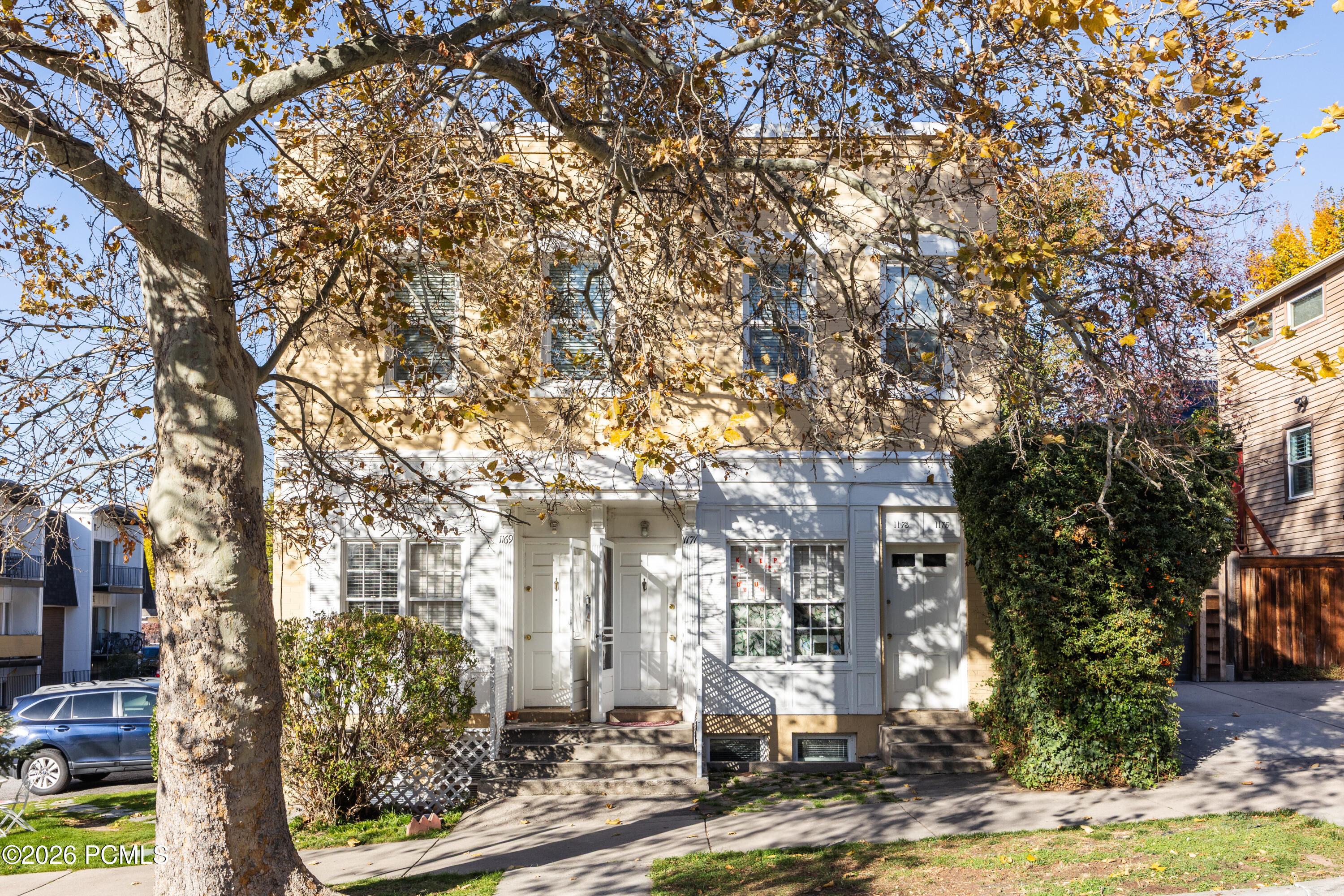 1169 E 200 South