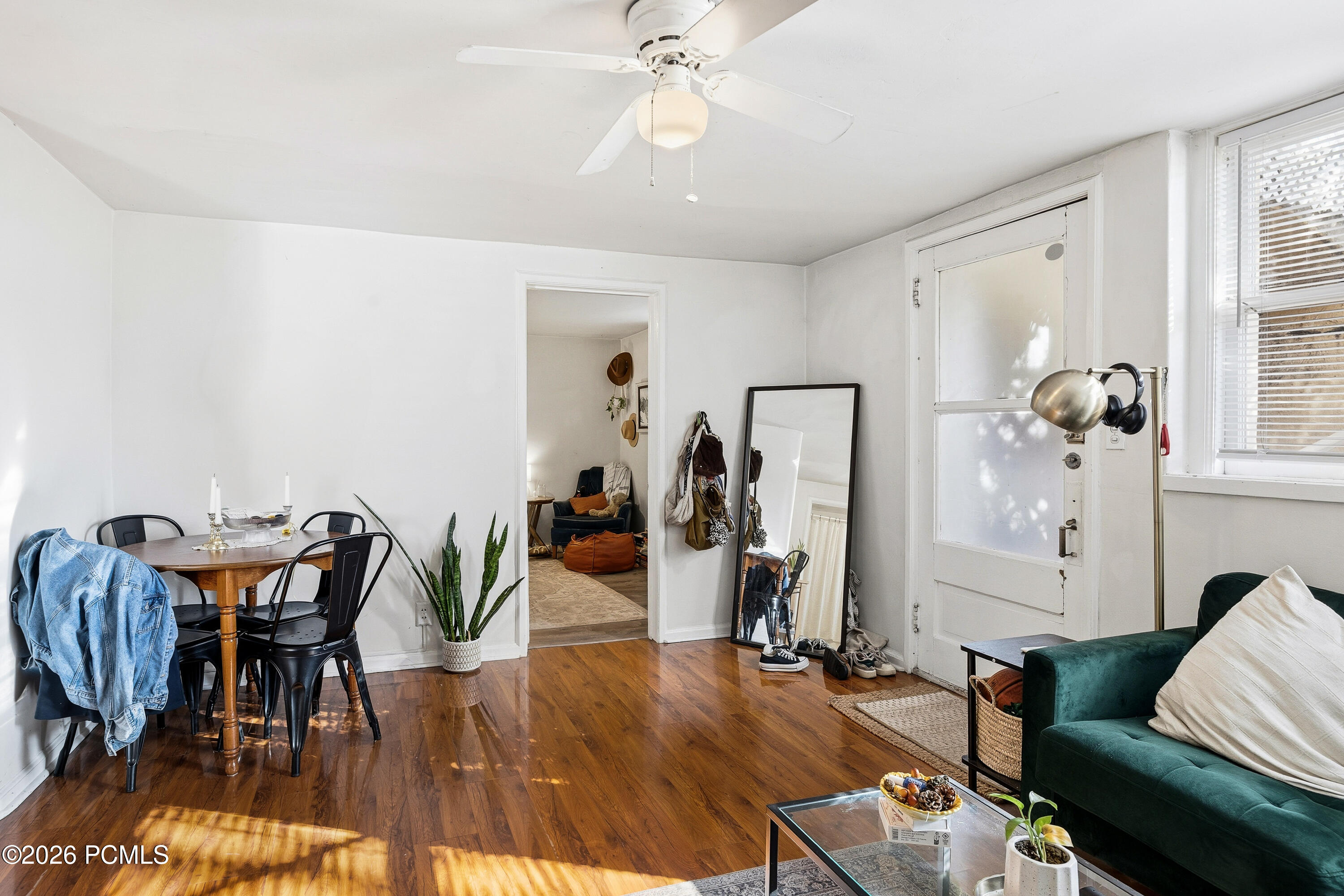 1169 E 200 South