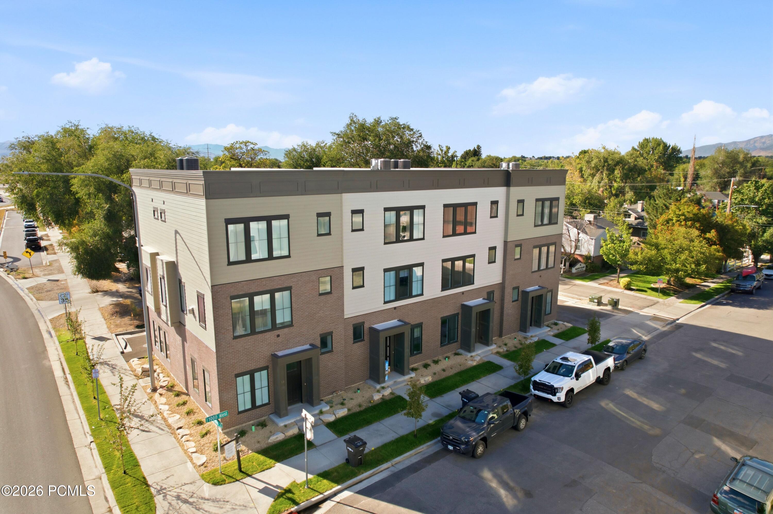 23 N 1000 West