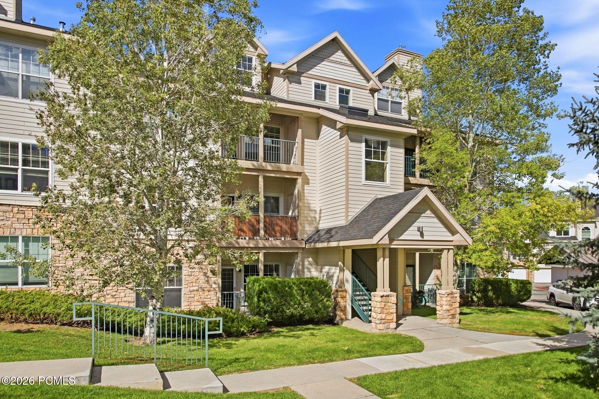 900 W Bitner Road Apt B14