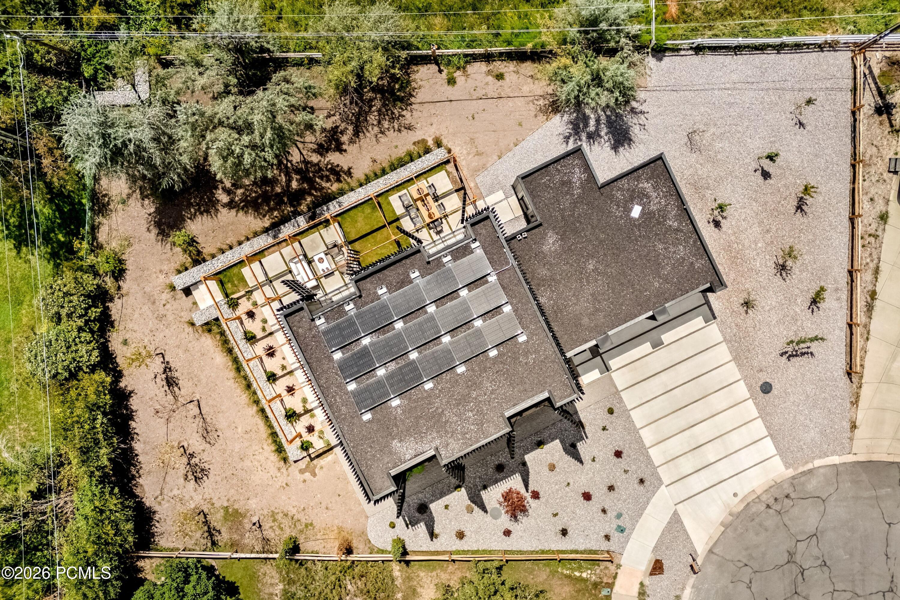 842 N Swiss Farm Circle