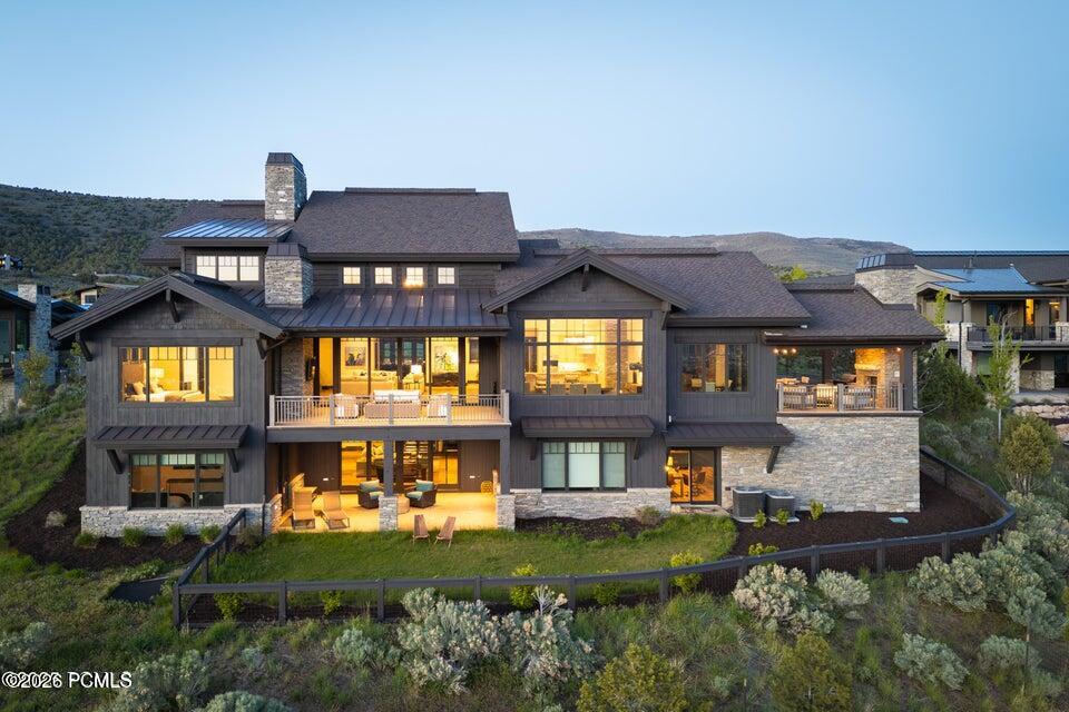1097 N Explorer Peak Drive