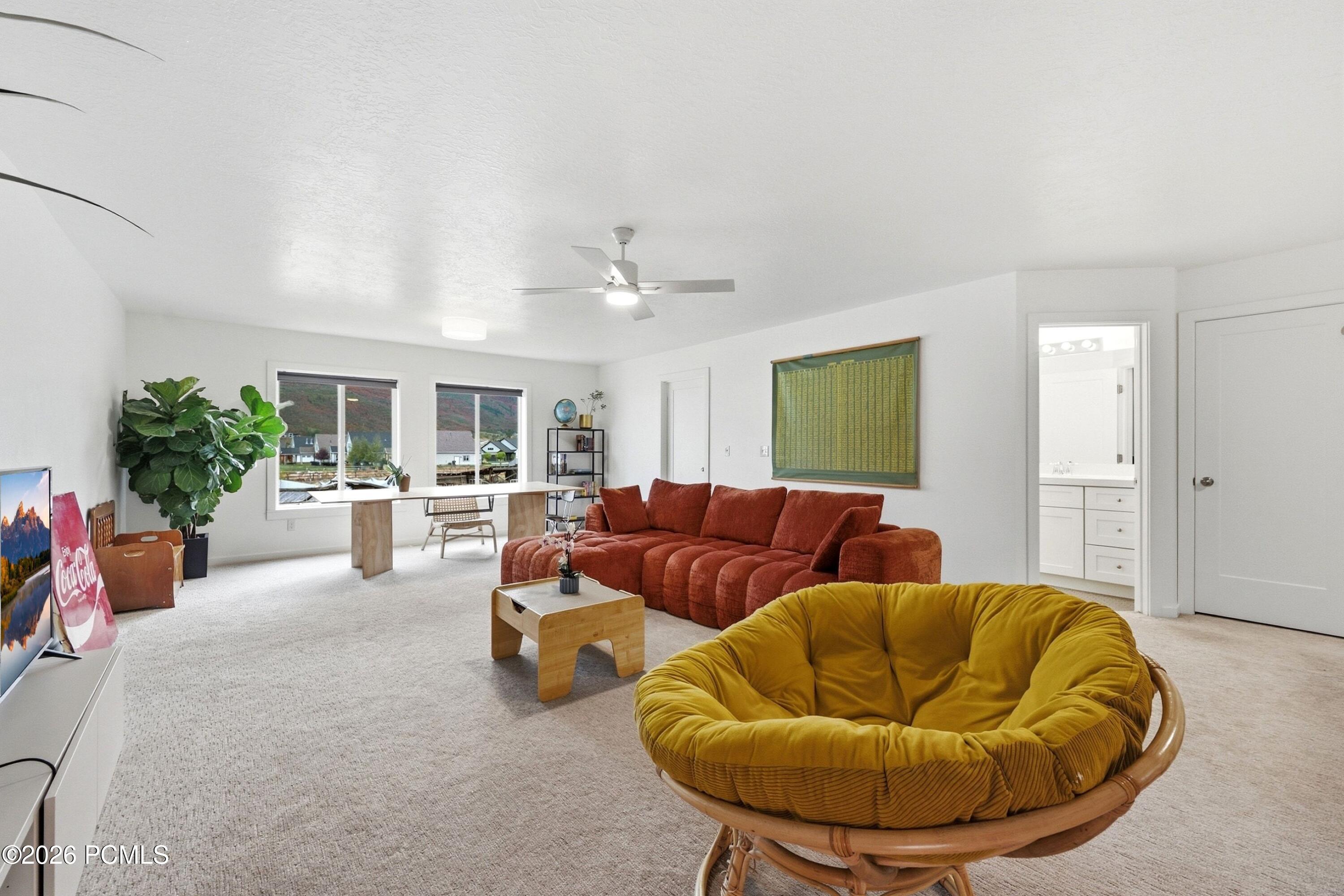 1295 N Canyon View Road