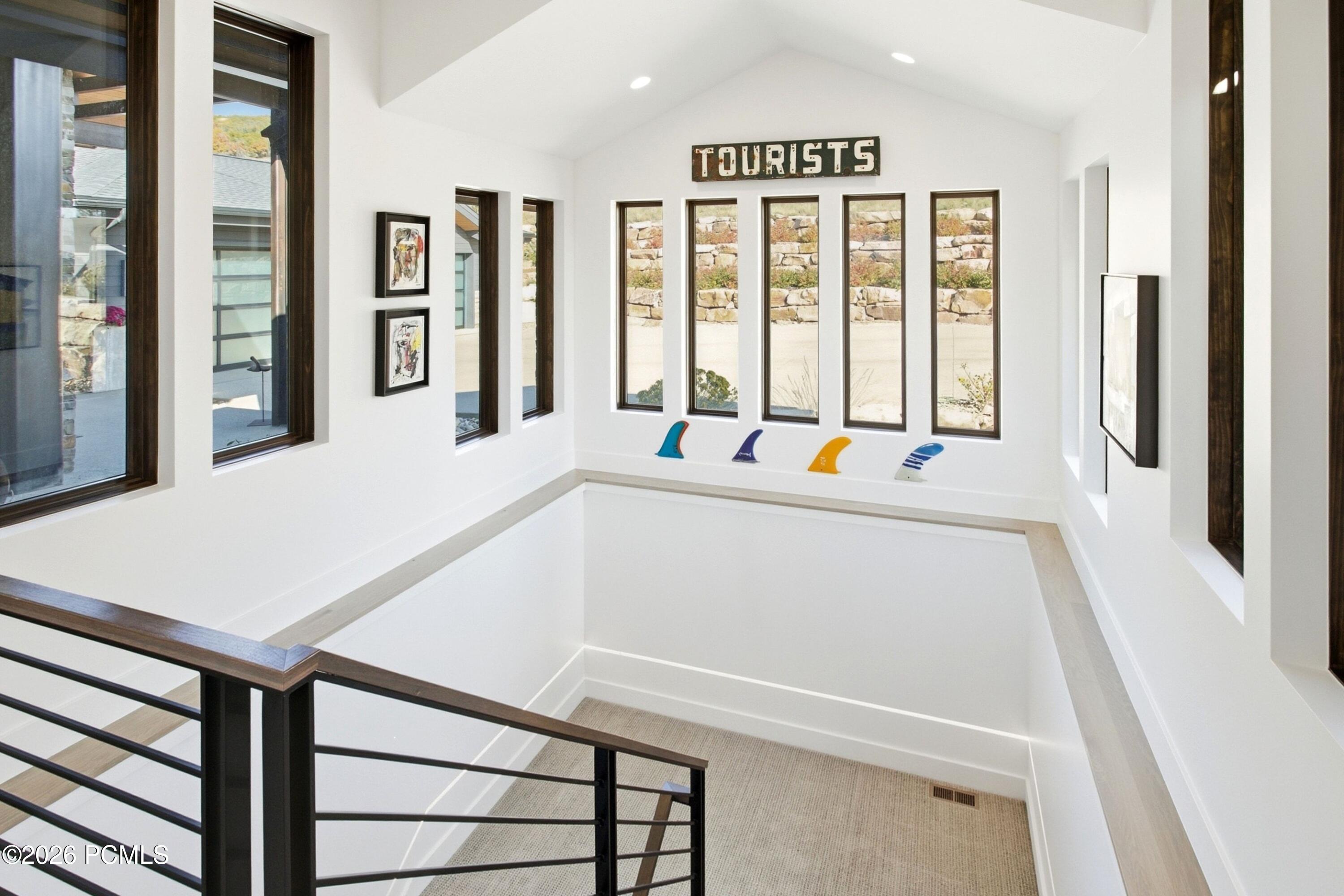 1163 W Red Fox Road