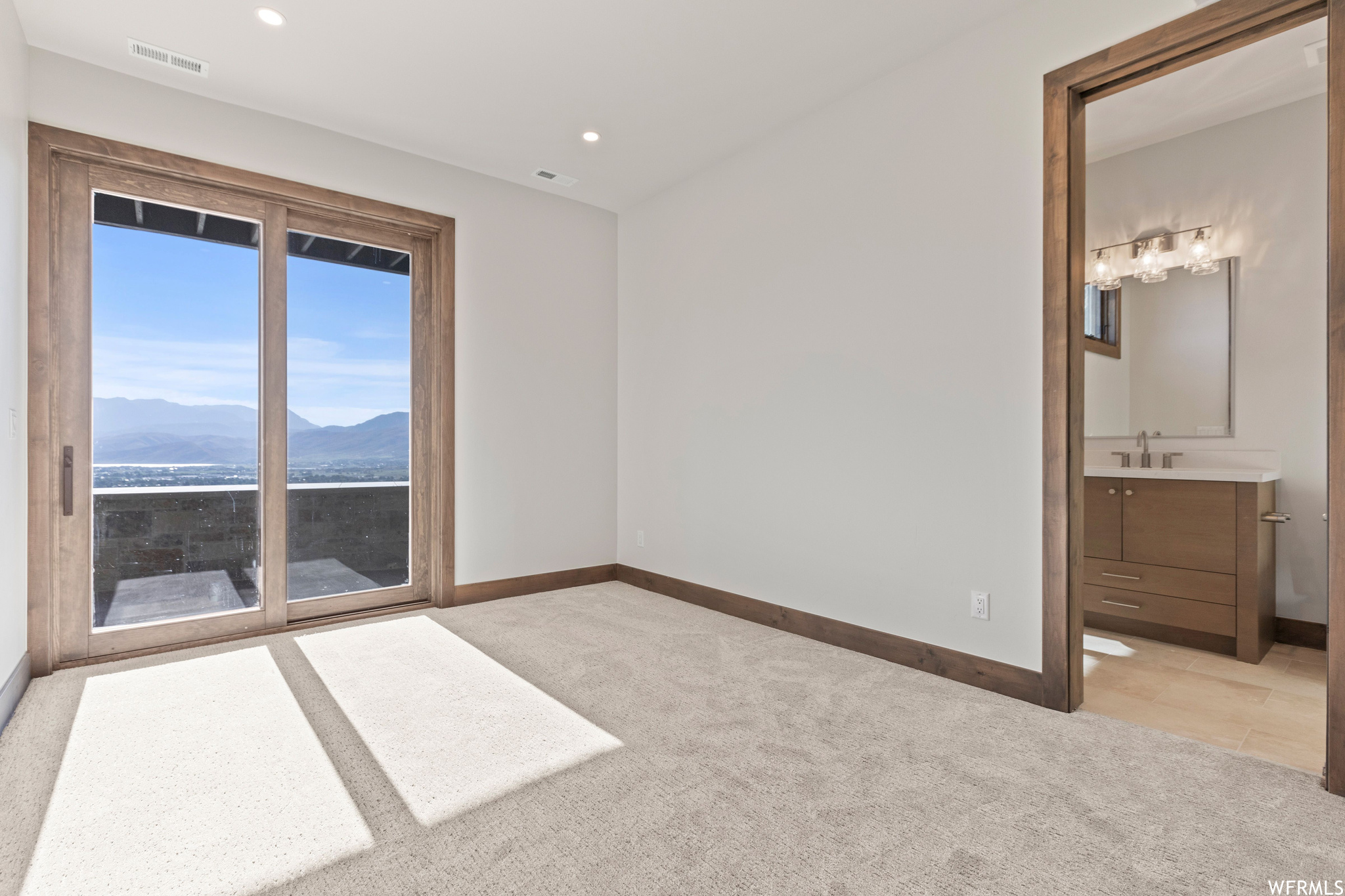 1417 N GOLD MOUNTAIN CIR #467