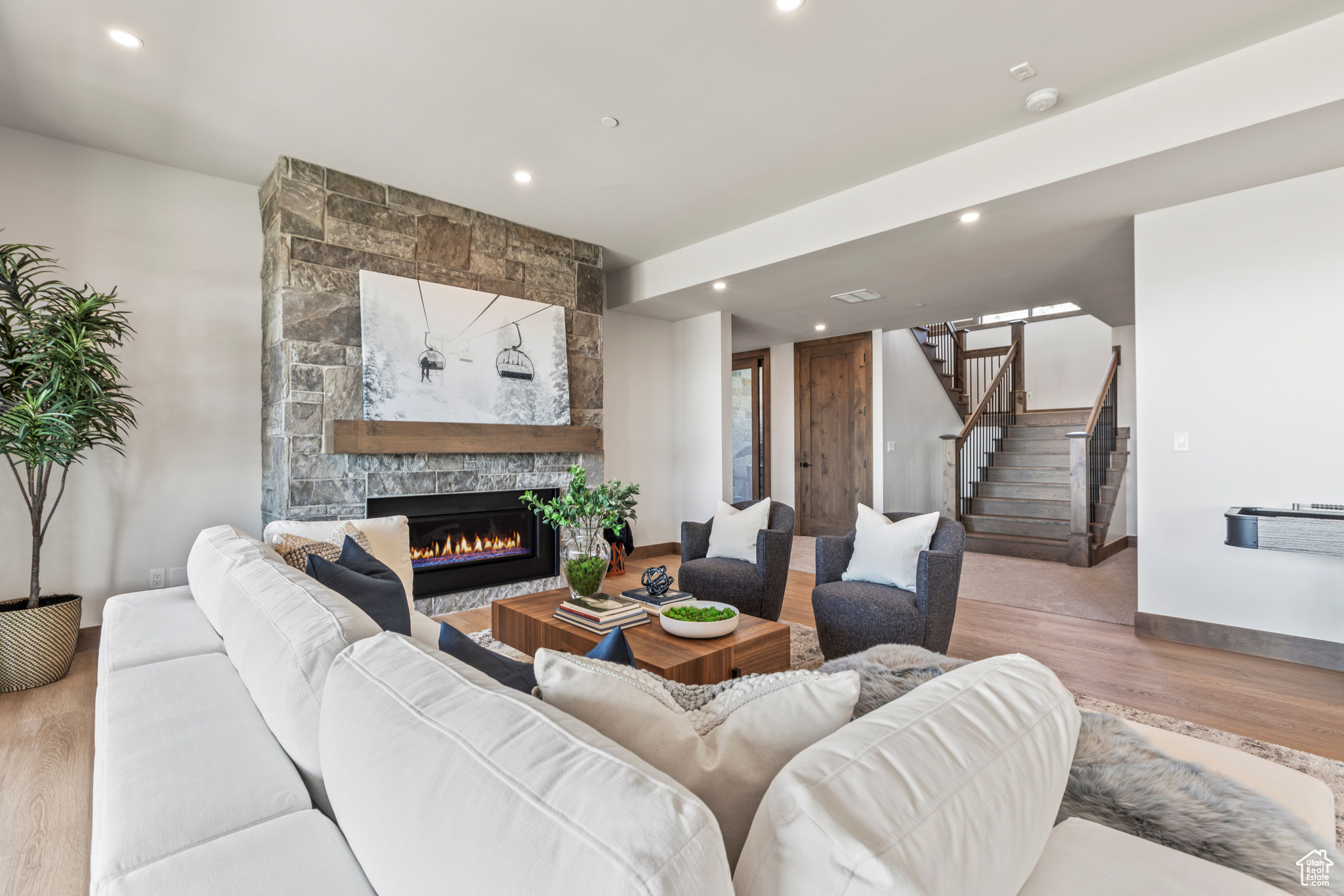 1417 N GOLD MOUNTAIN CIR #467
